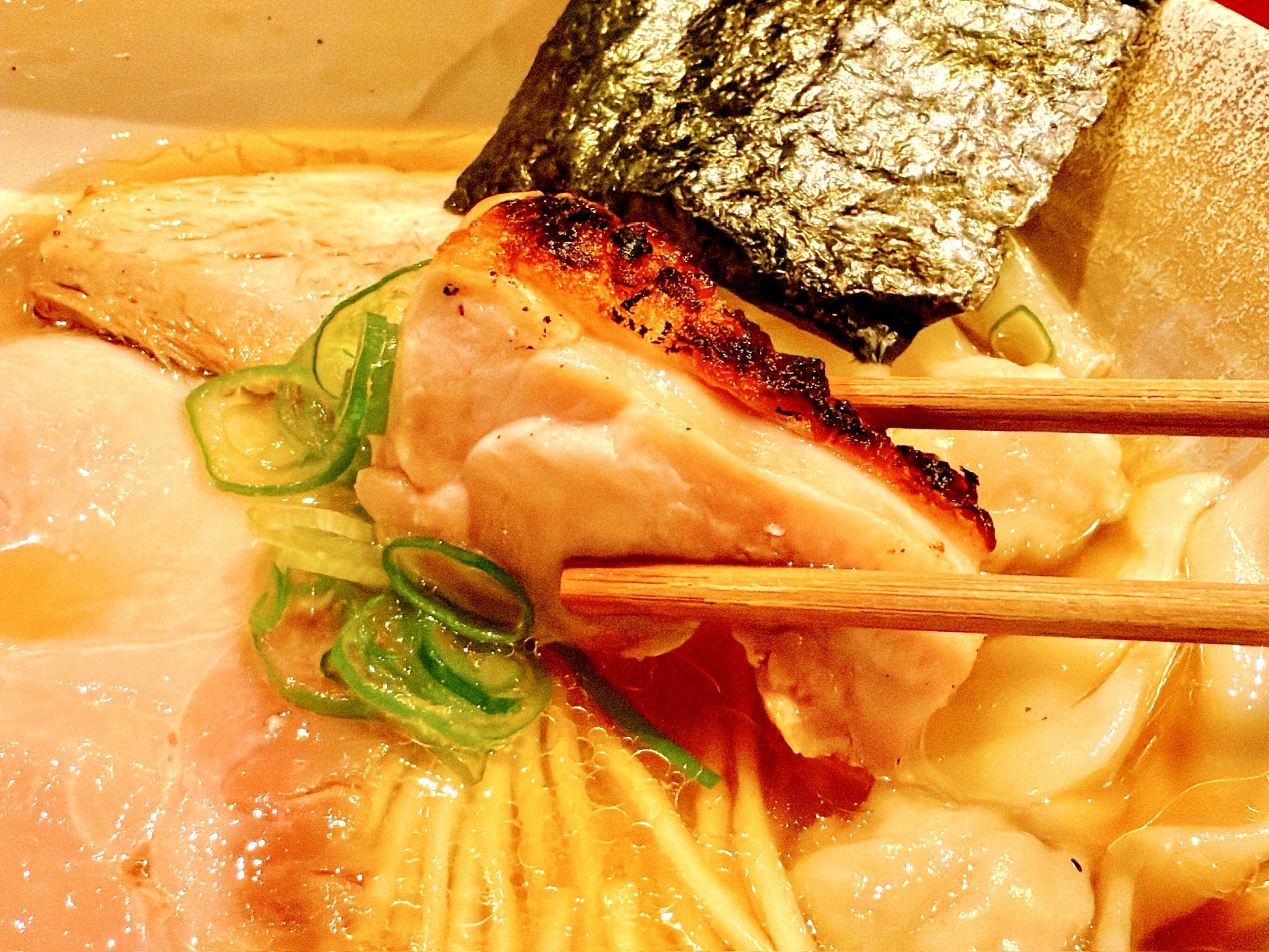 炙り鶏チャーシュー