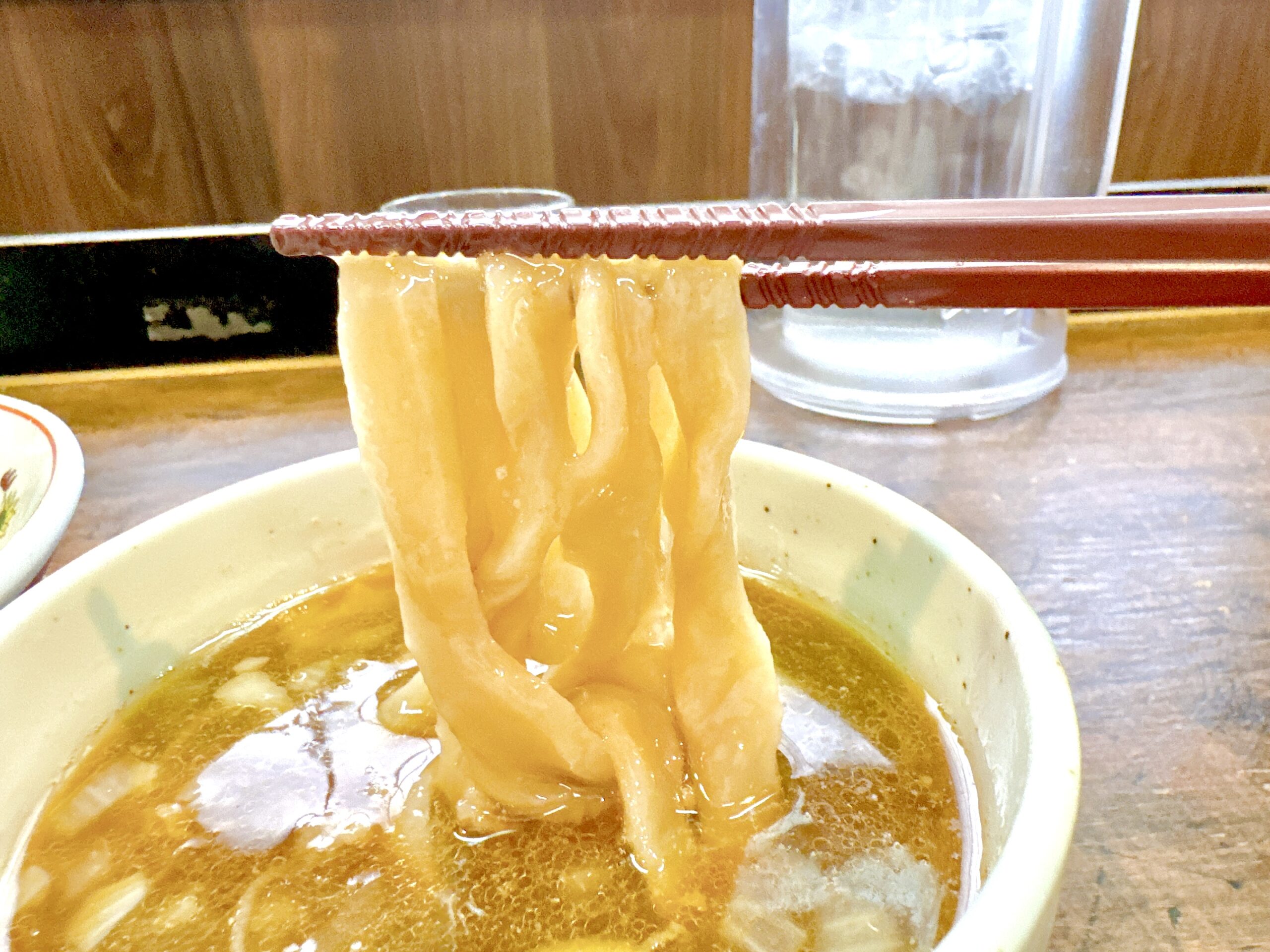 コシの強い太麺