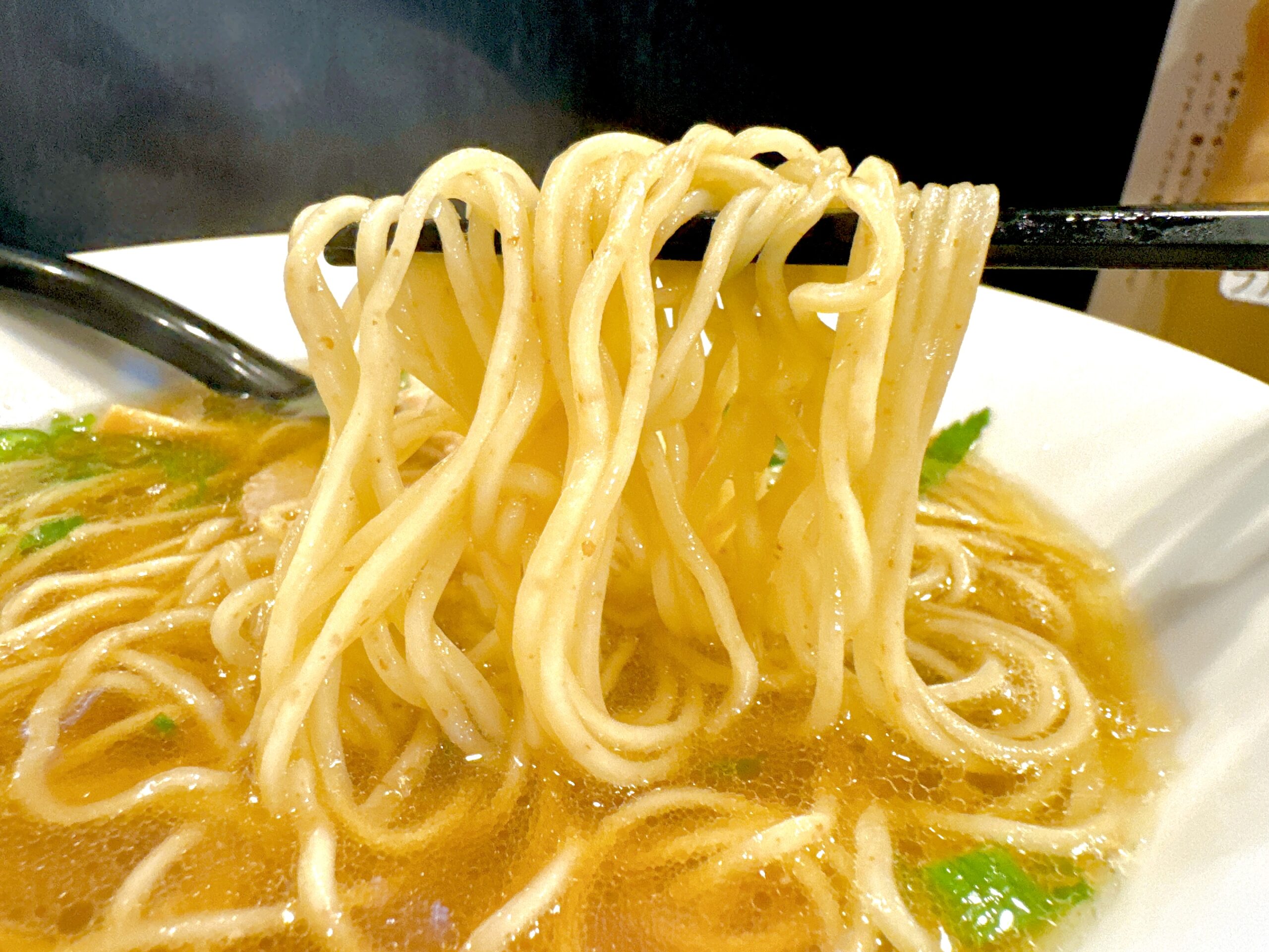 全粒粉入り中細麺