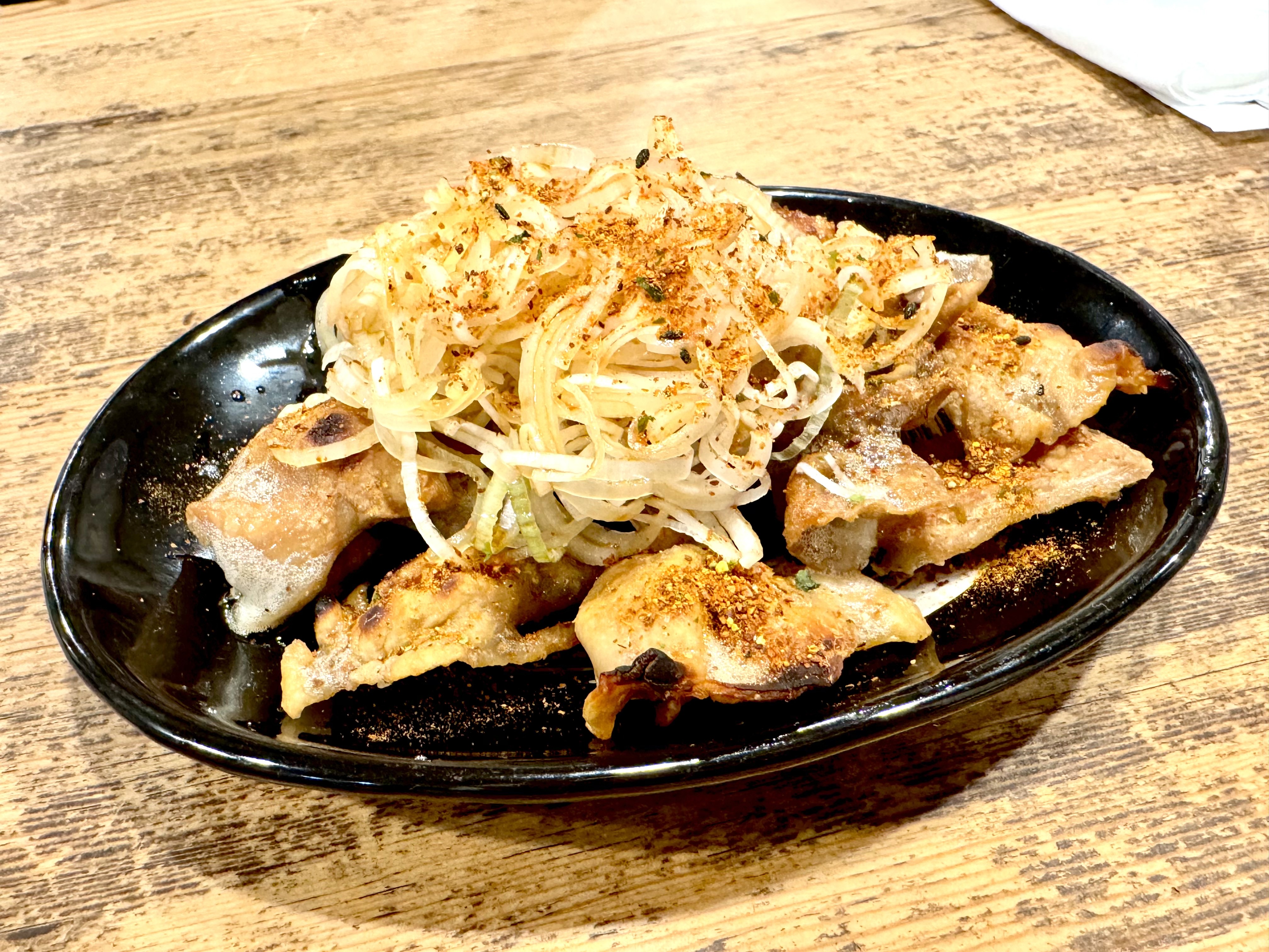 カリカリの焼きもつ