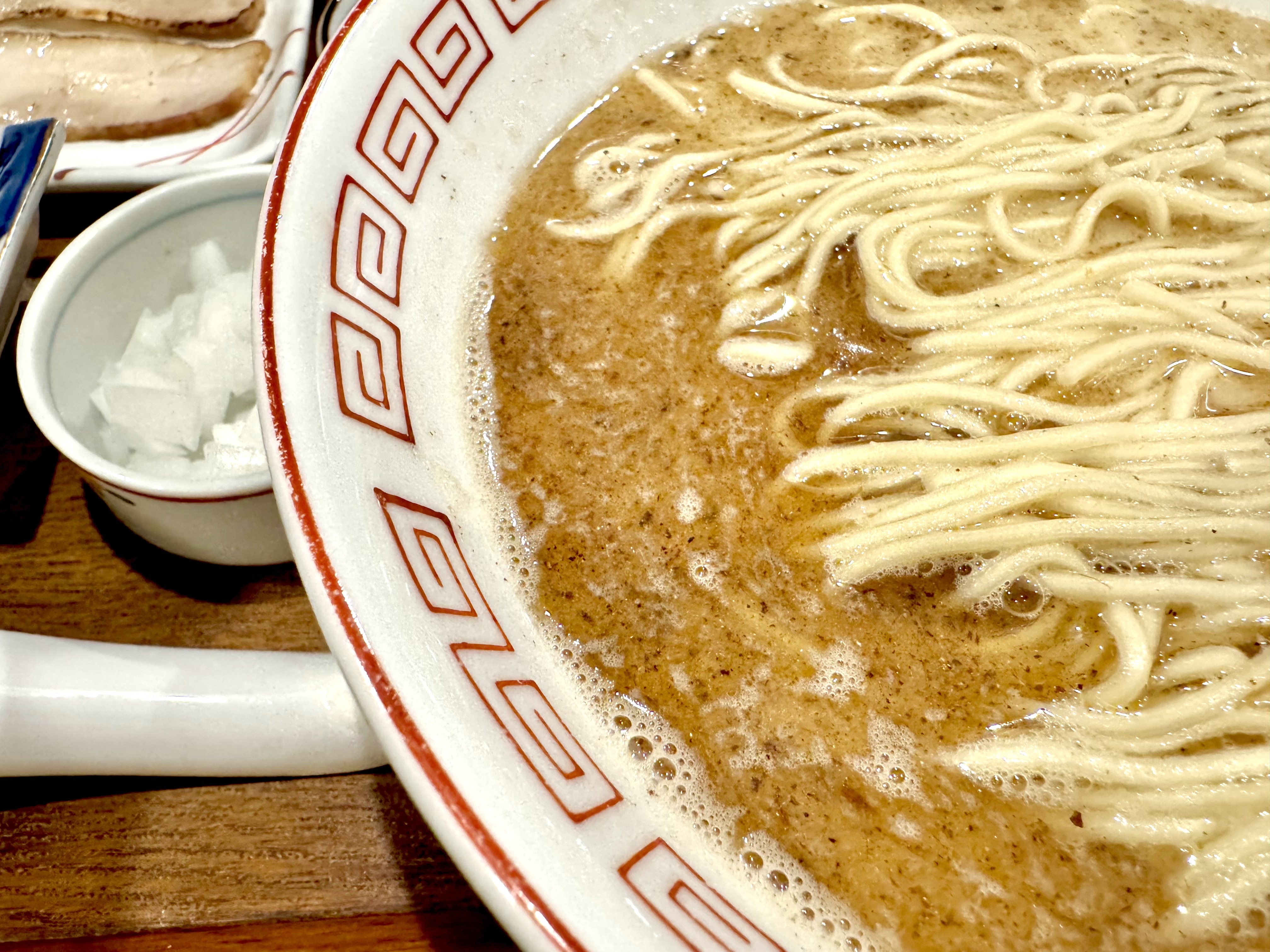 鯖の旨み溢れるスープ
