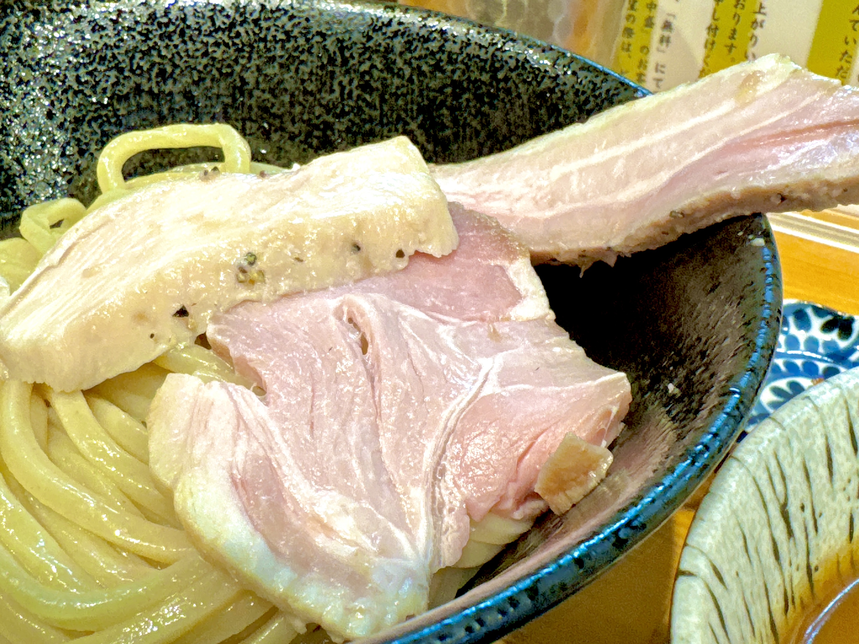 3枚入ったチャーシュー