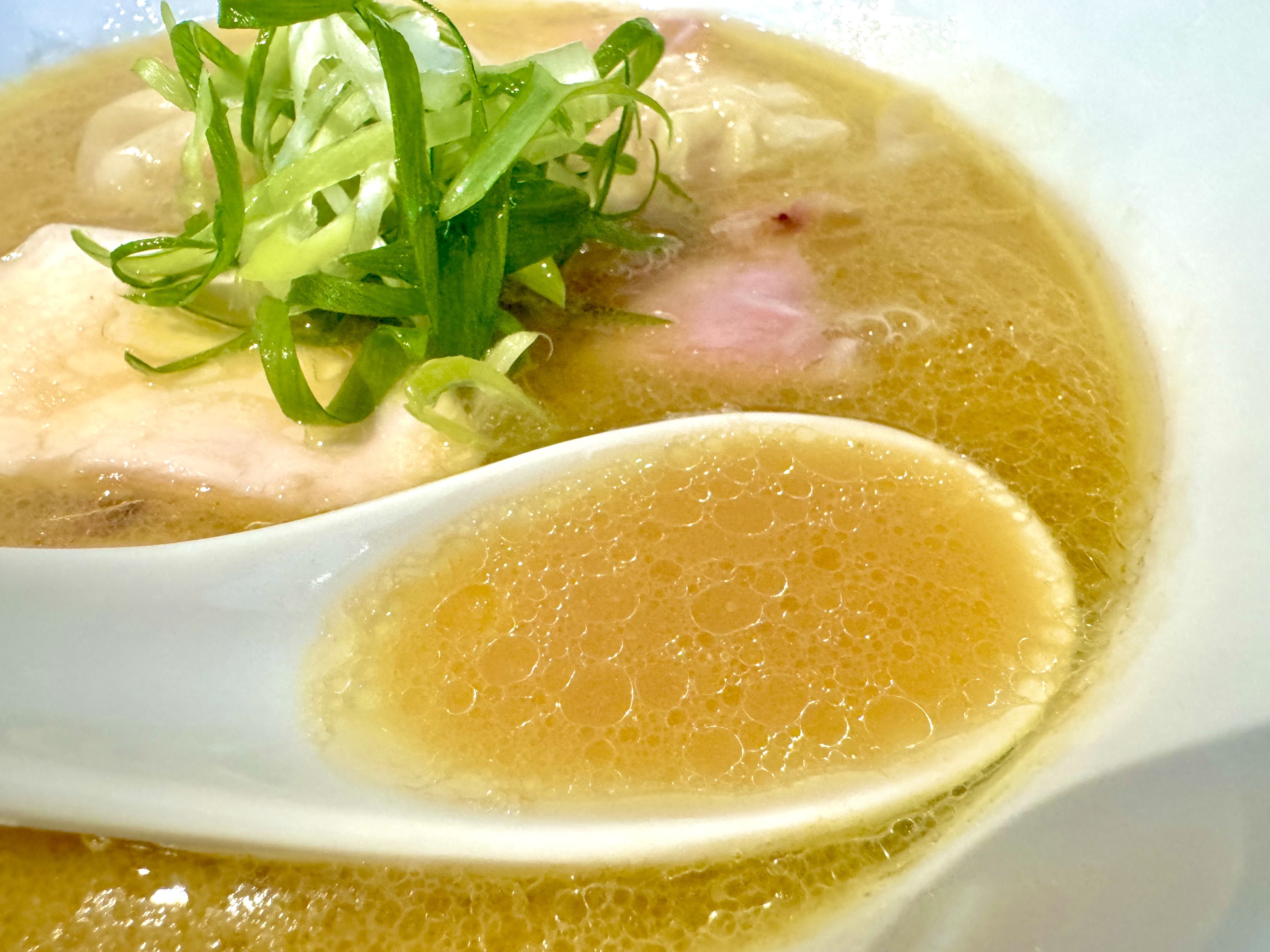 あと引くスープ