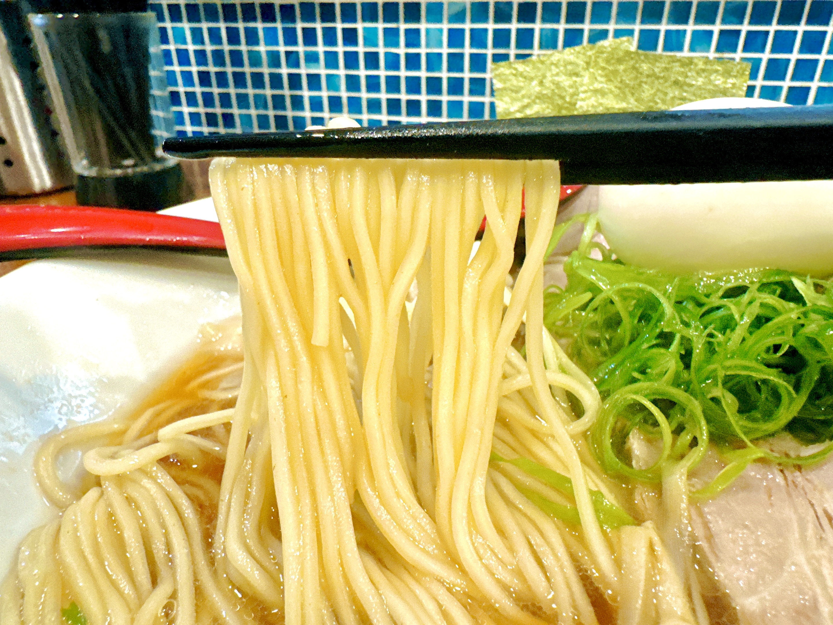菅野製麺所の中細ストレート麺