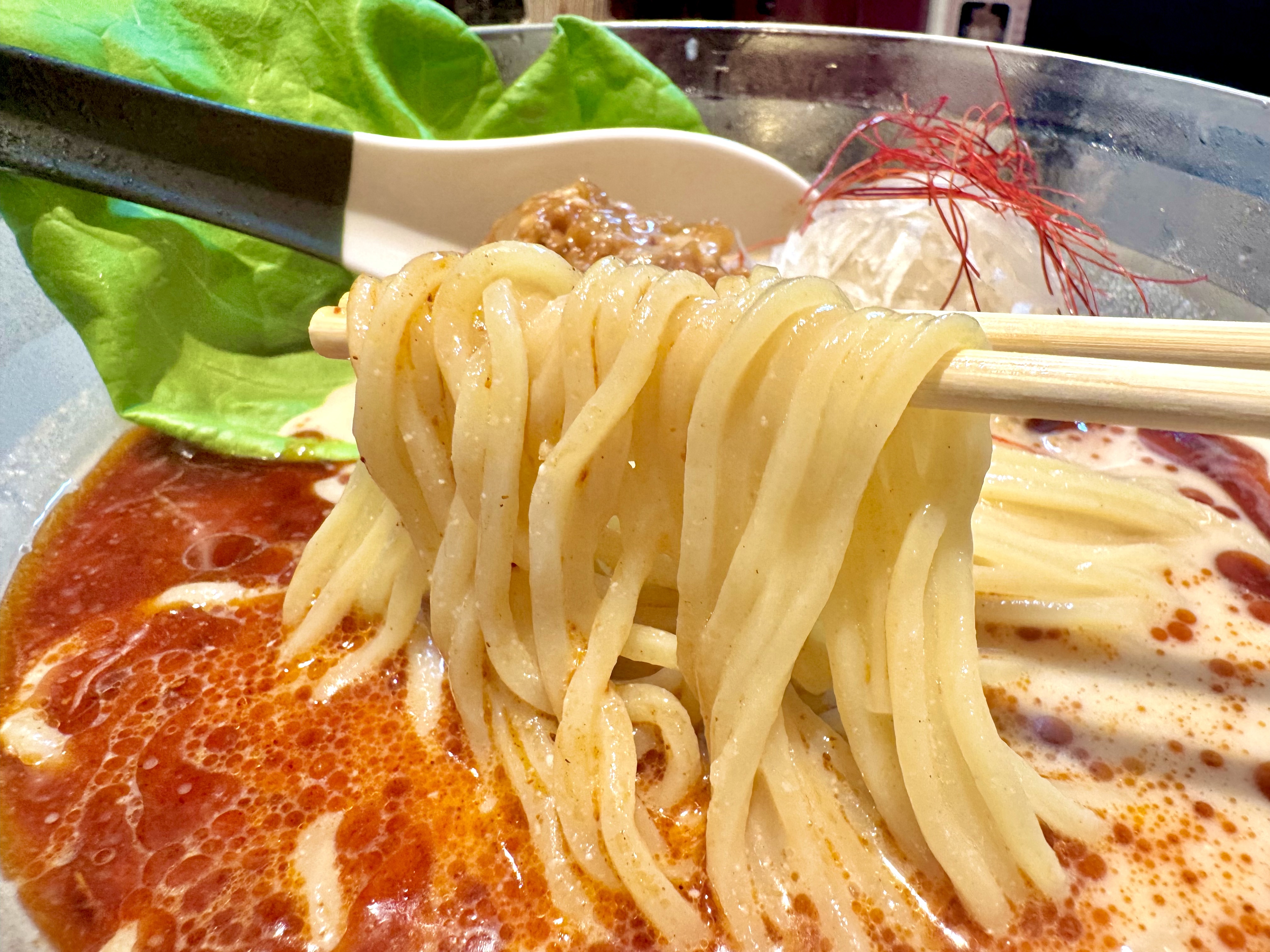 坂井商店の特注麺