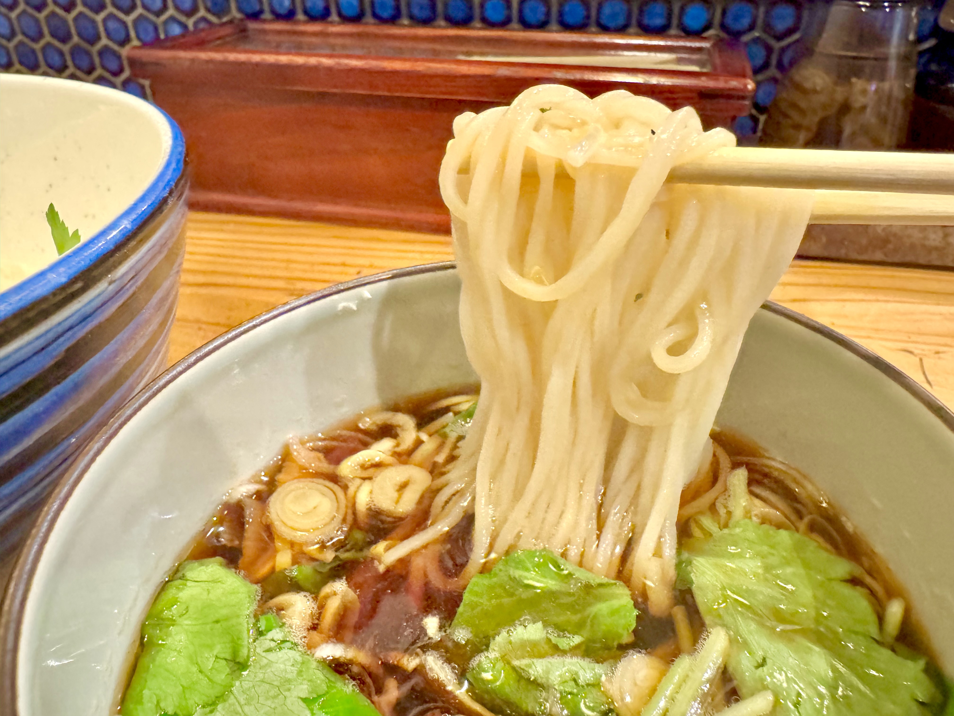 醤油がキリッと効いたつけ汁