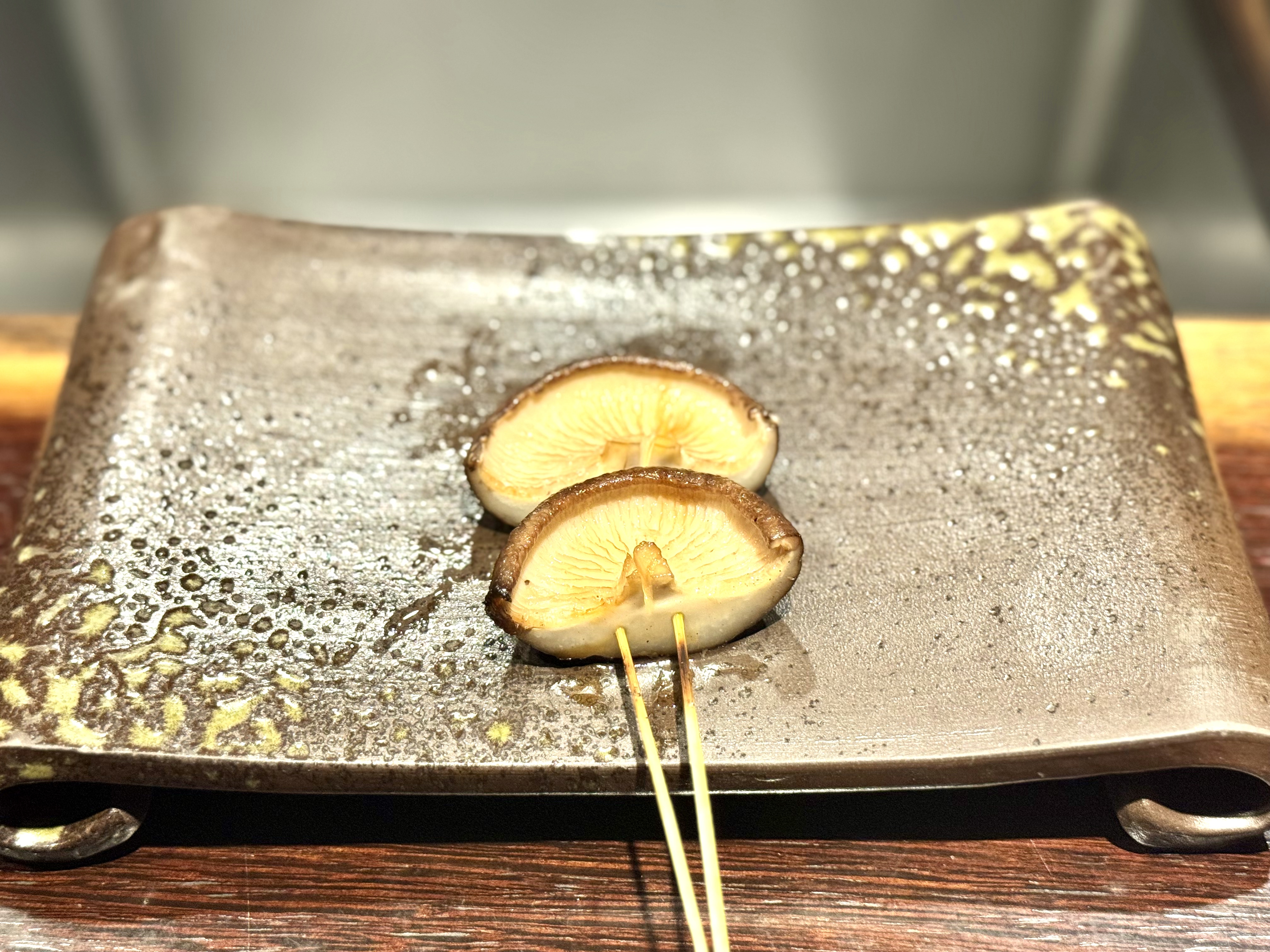 旨みの出汁が溢れる椎茸