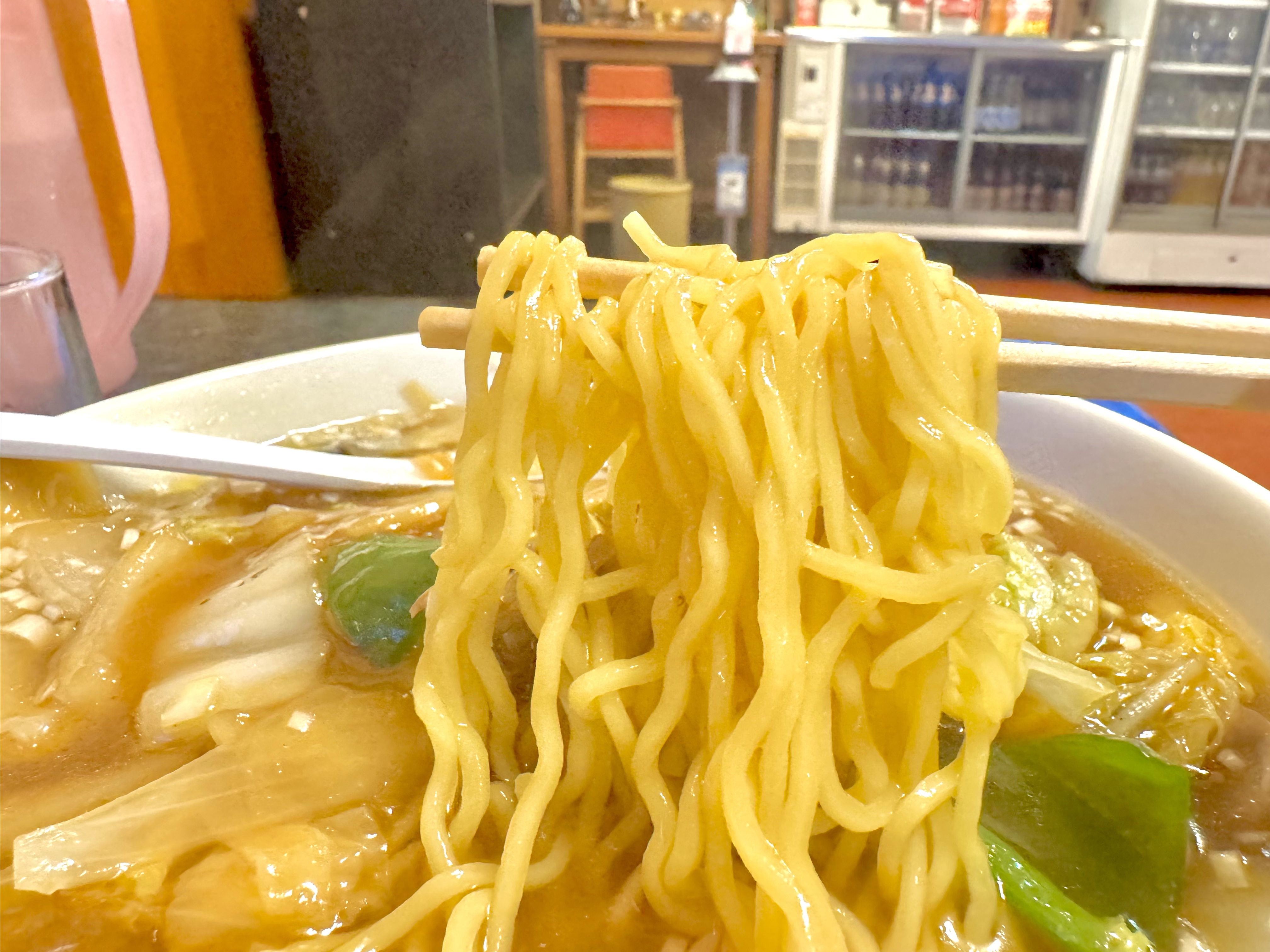 広東メンの中細麺
