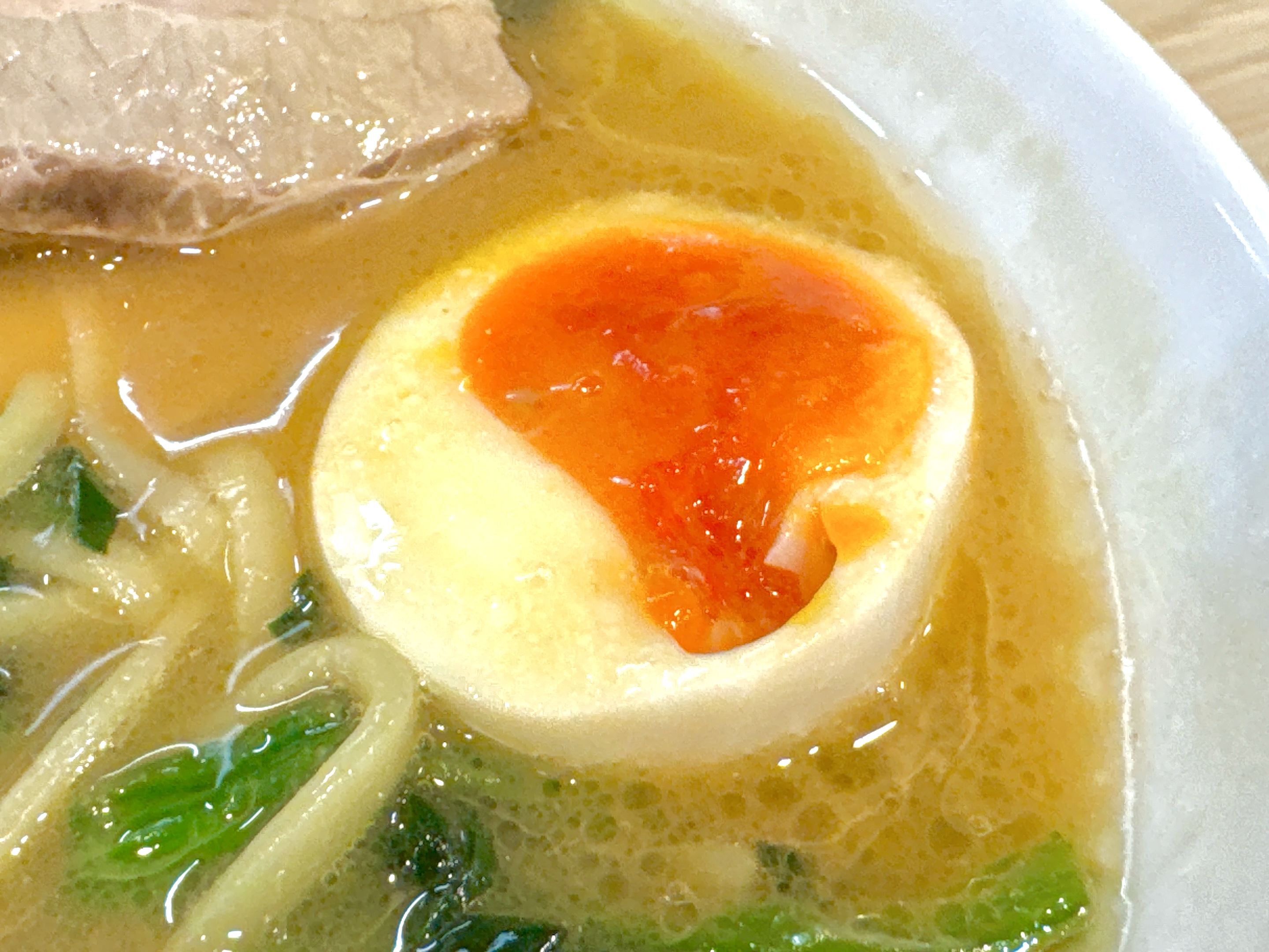 上ラーメンの味玉