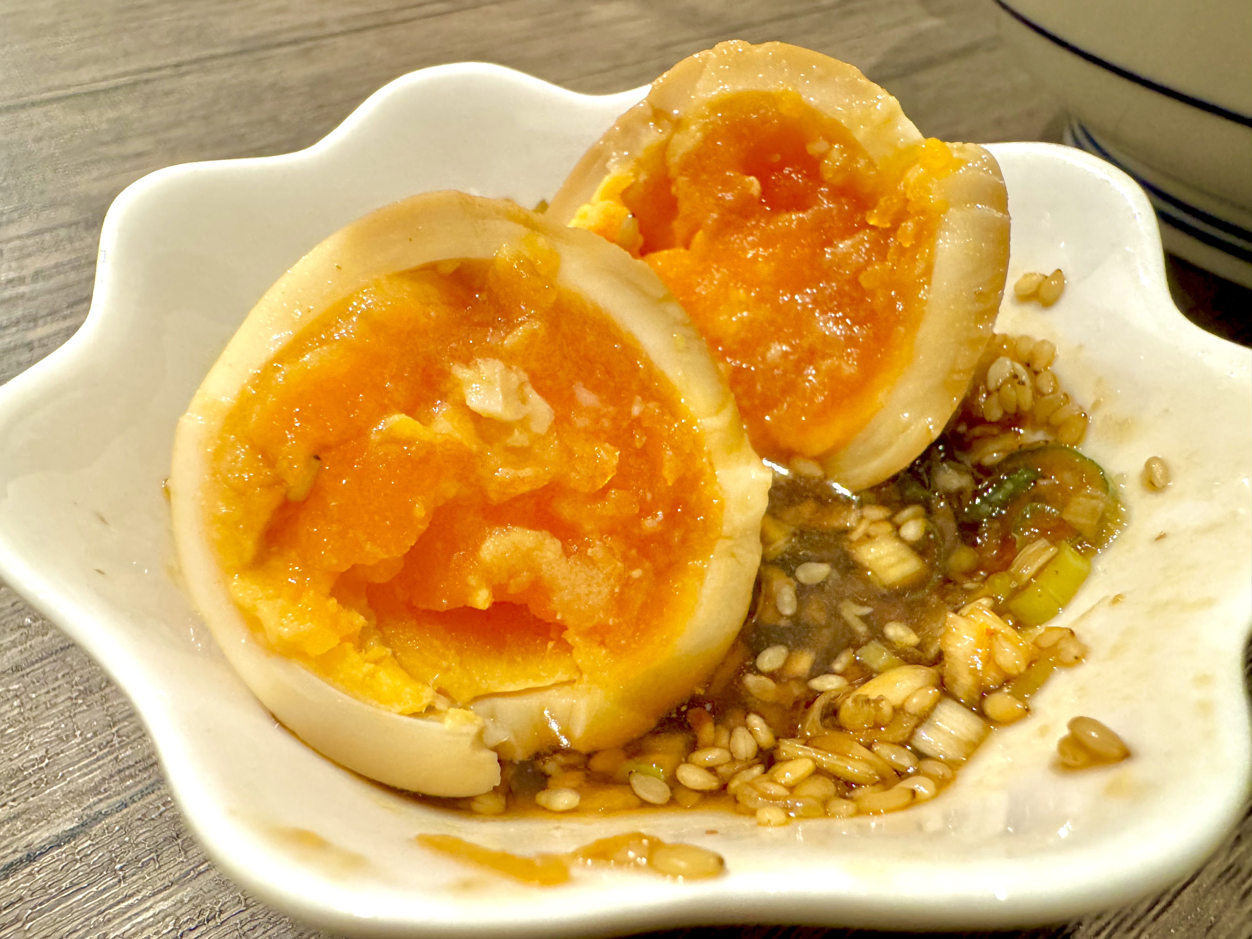薬味特製たまごのハーフカット