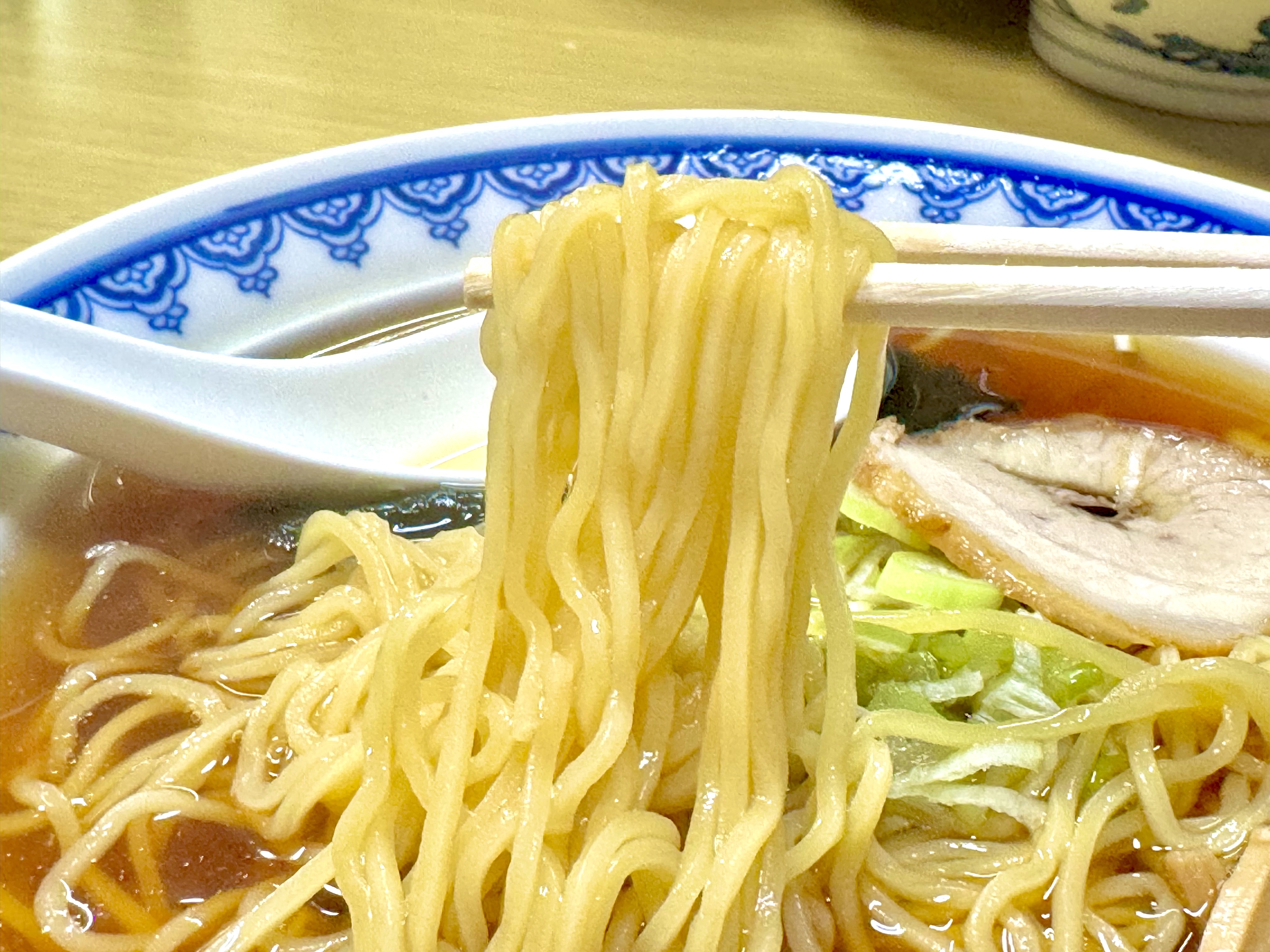 ラーメンの麺
