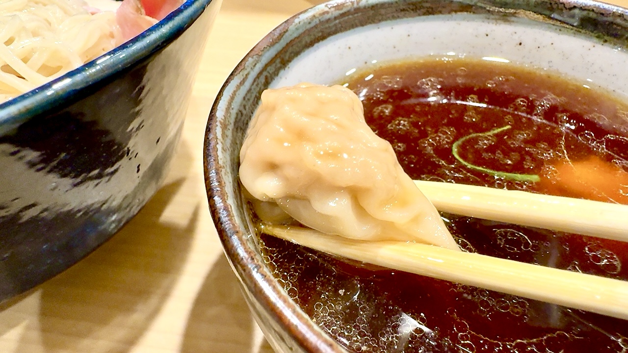 生姜香るワンタン