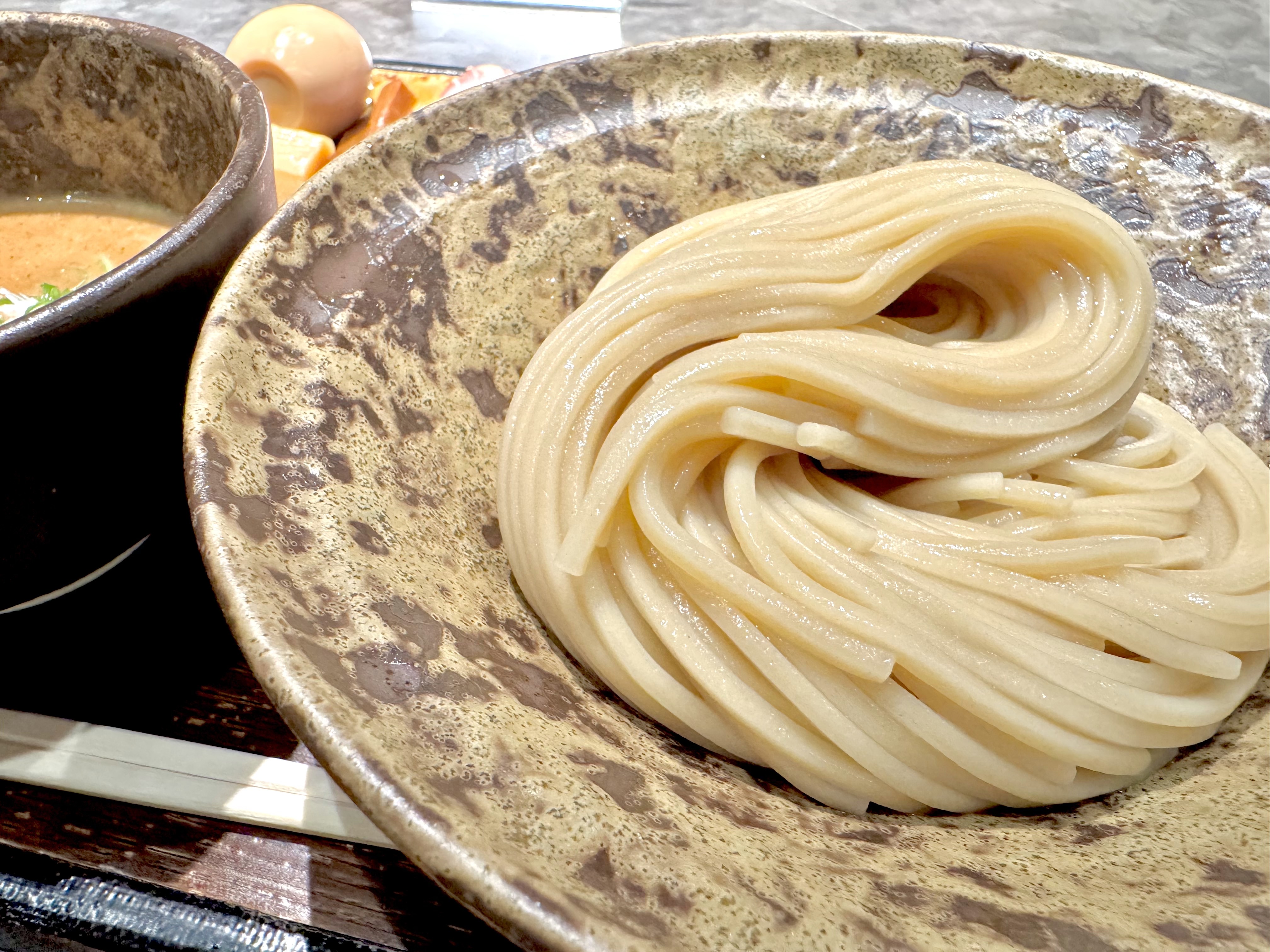 つけ麺の麺のアップ