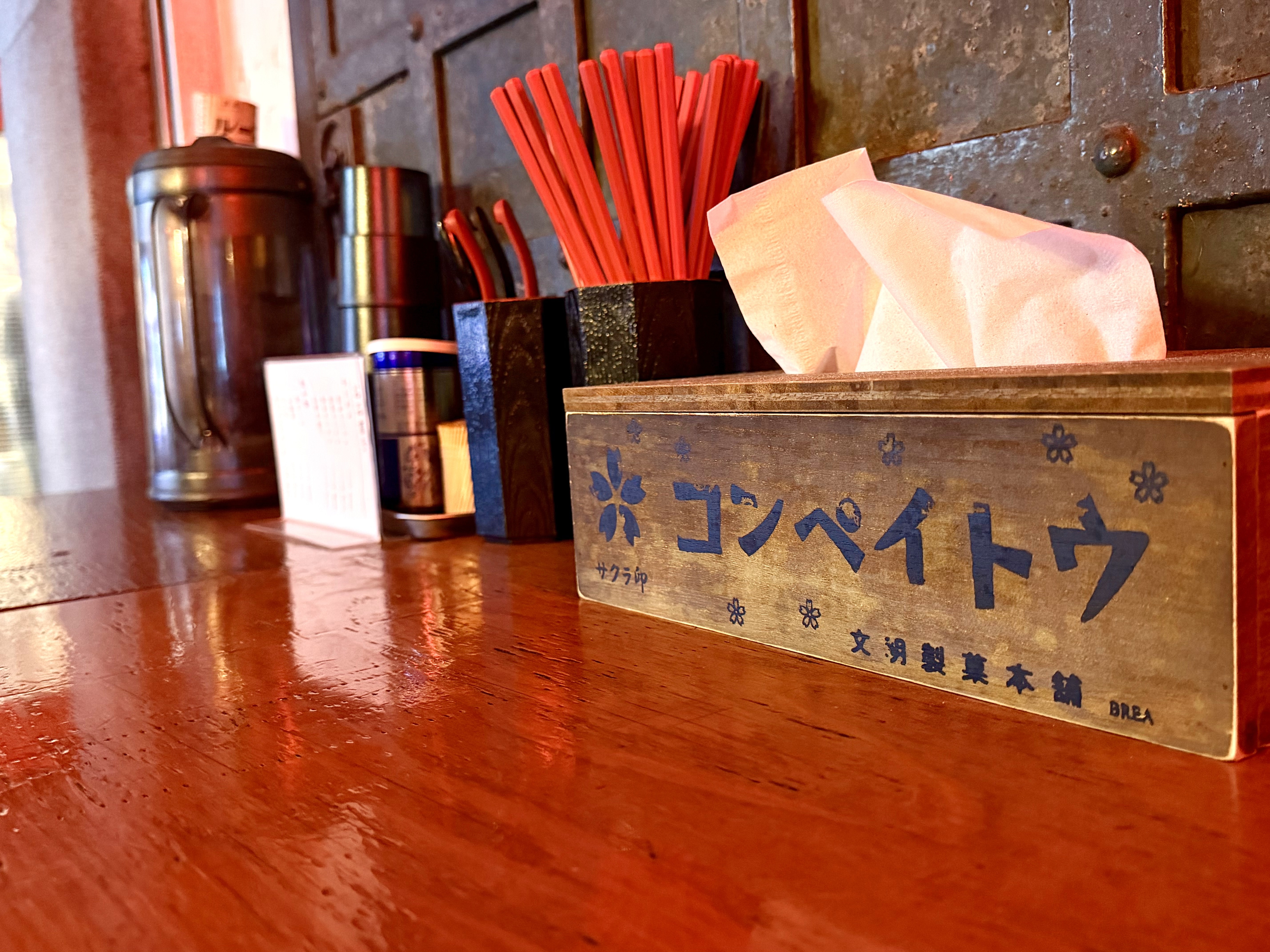 昭和感じるティッシュボックス