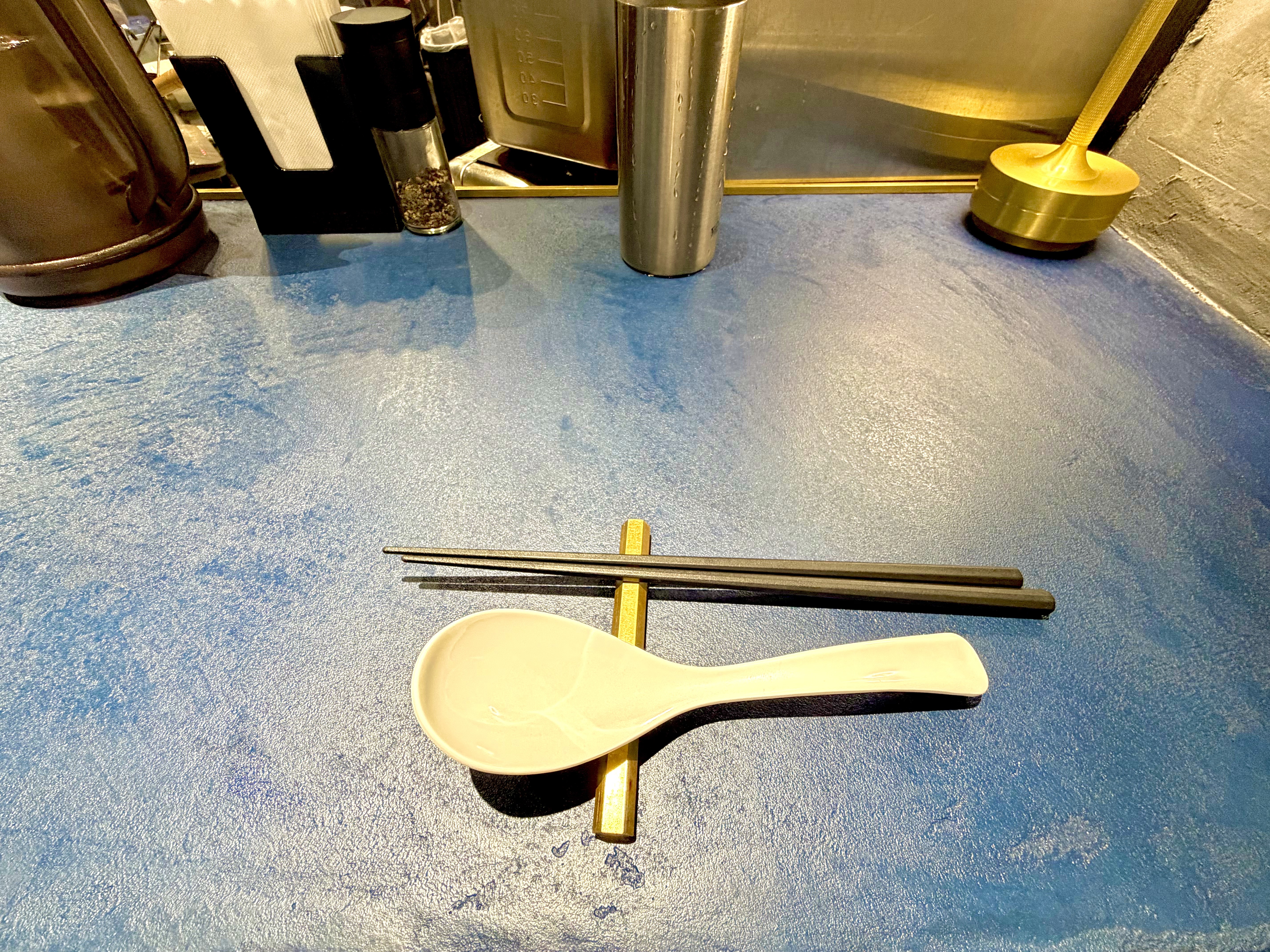 カウンター席