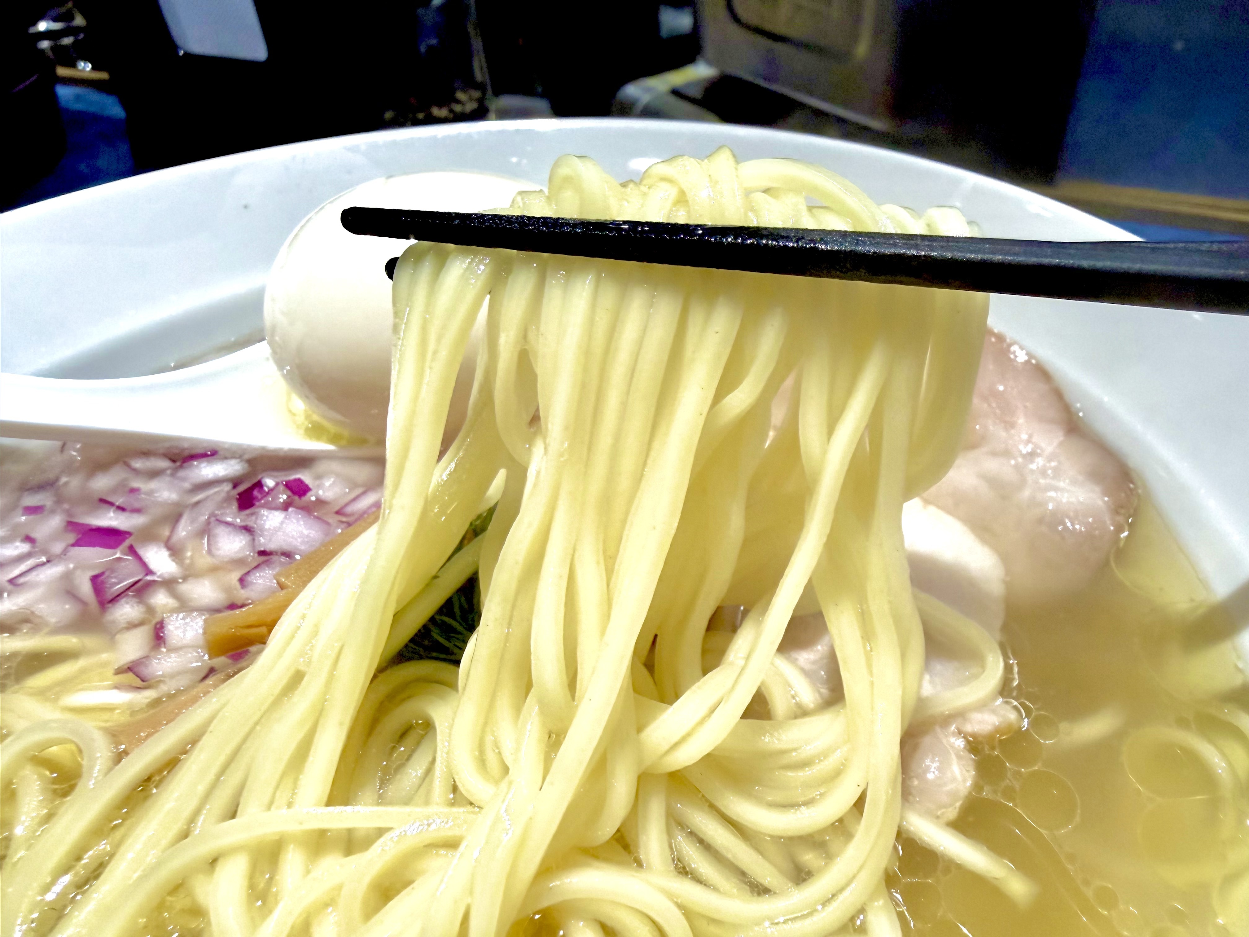 中細ストレート麺