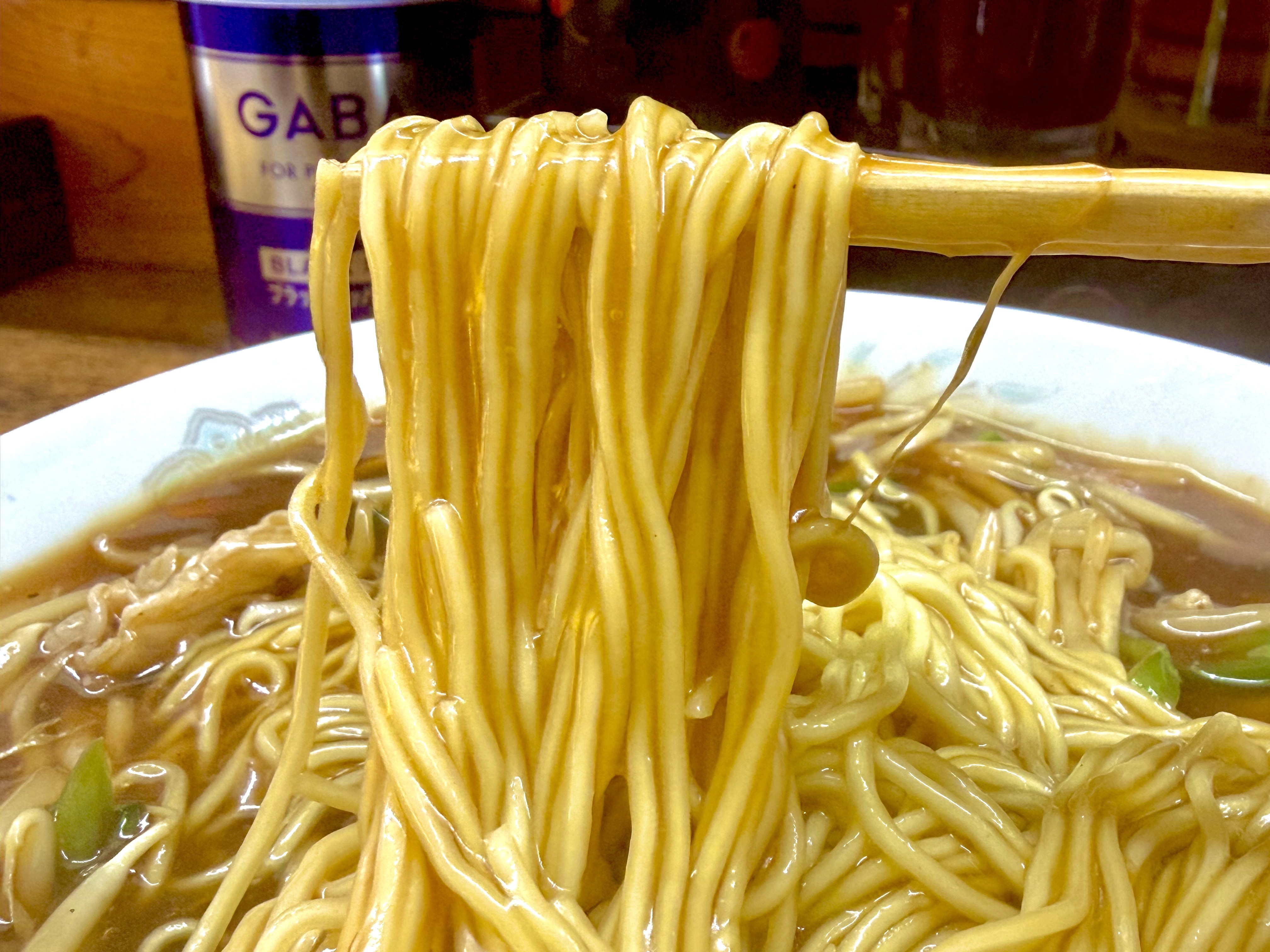 餡が絡みまくる麺