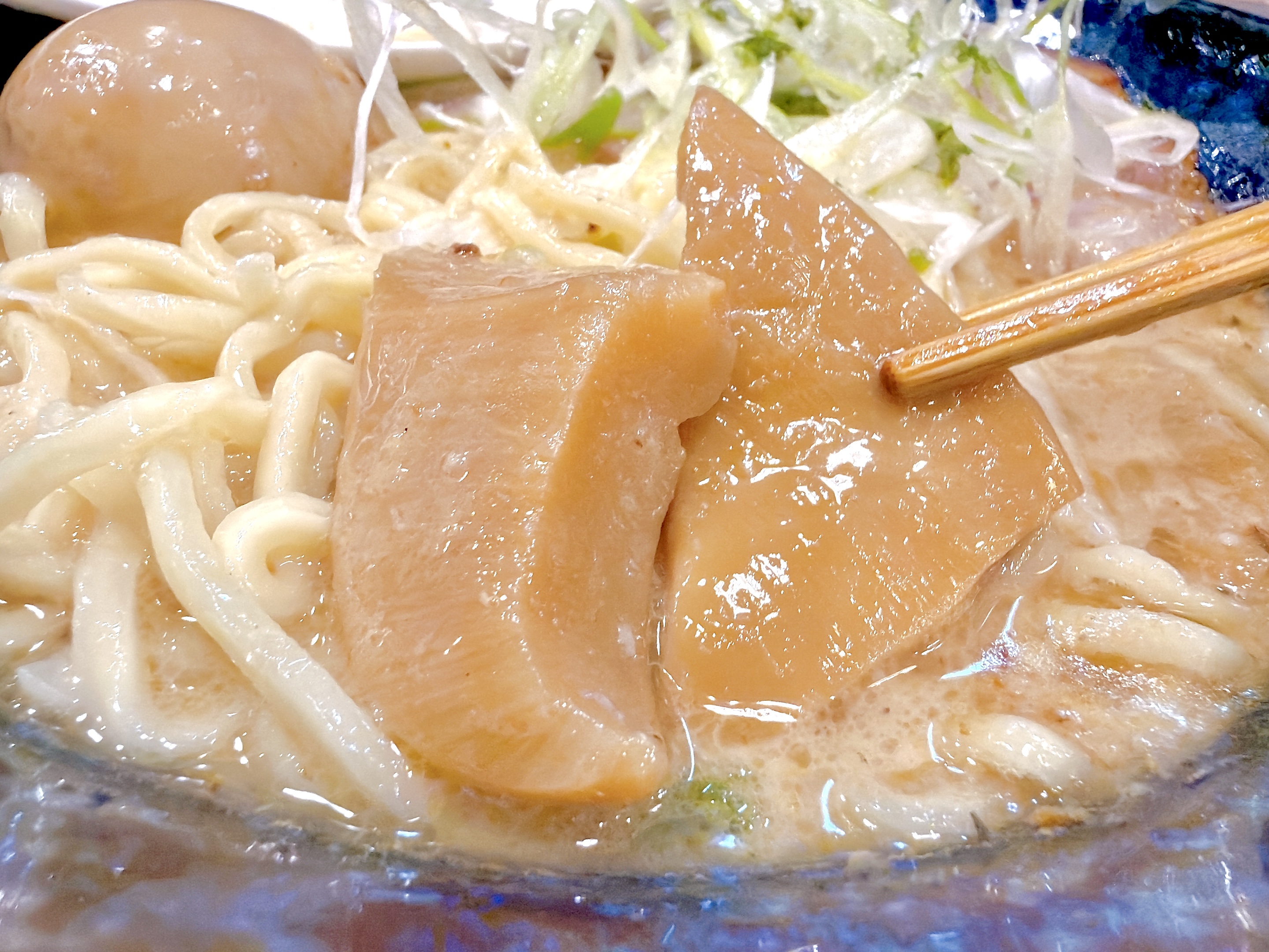 特殊な形のメンマ