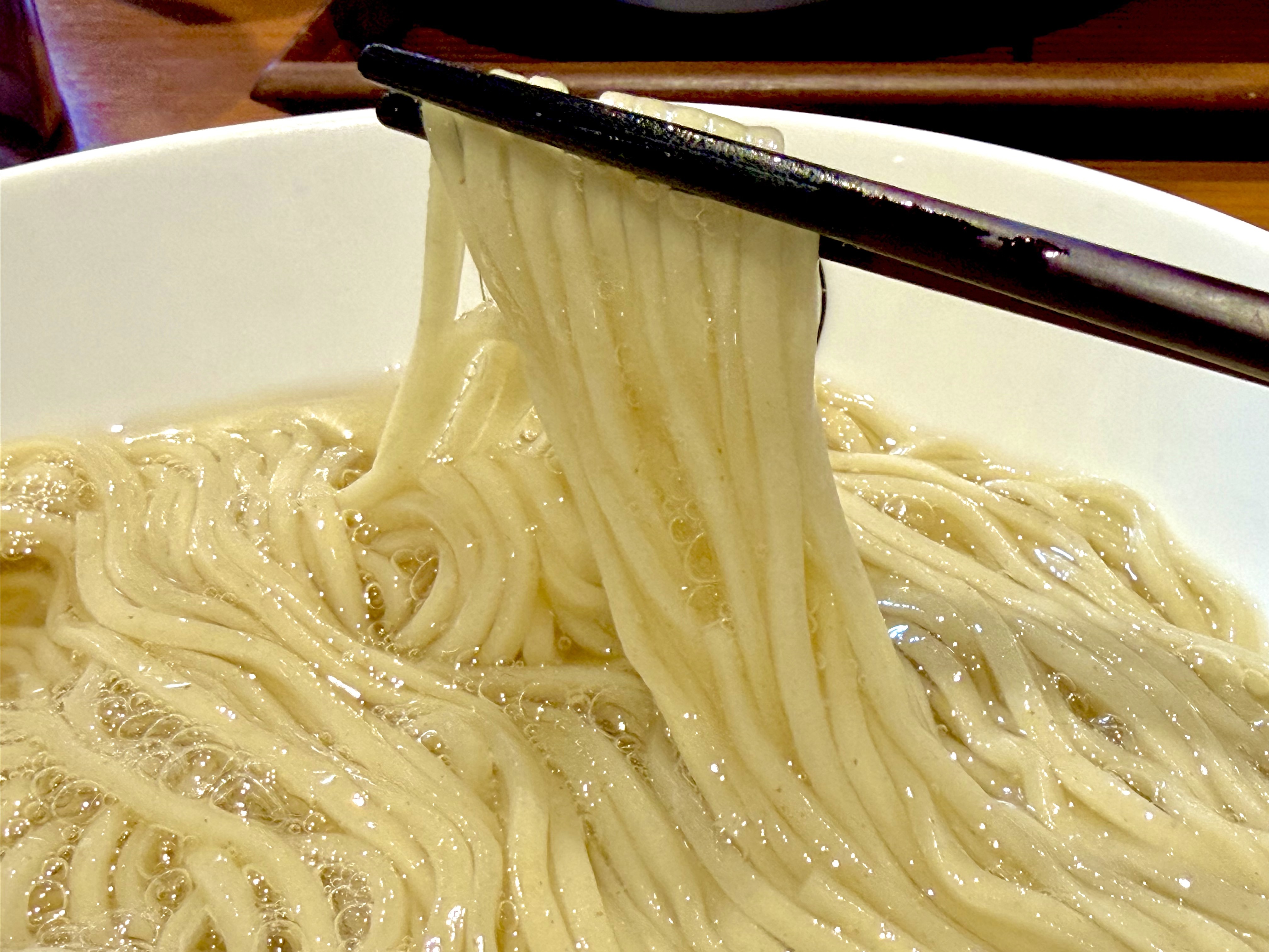 昆布水から麺リフト
