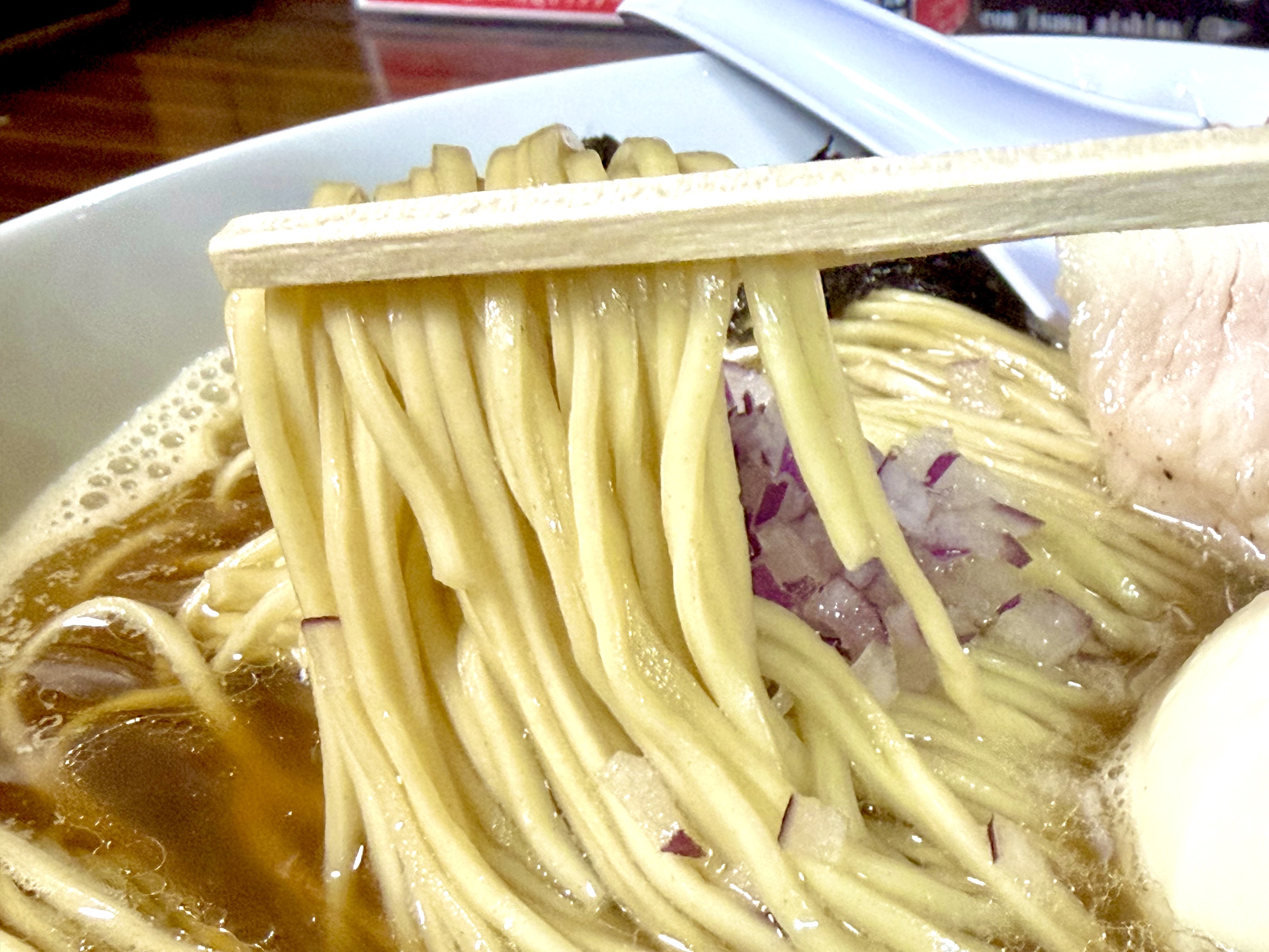 中細ストレート麺