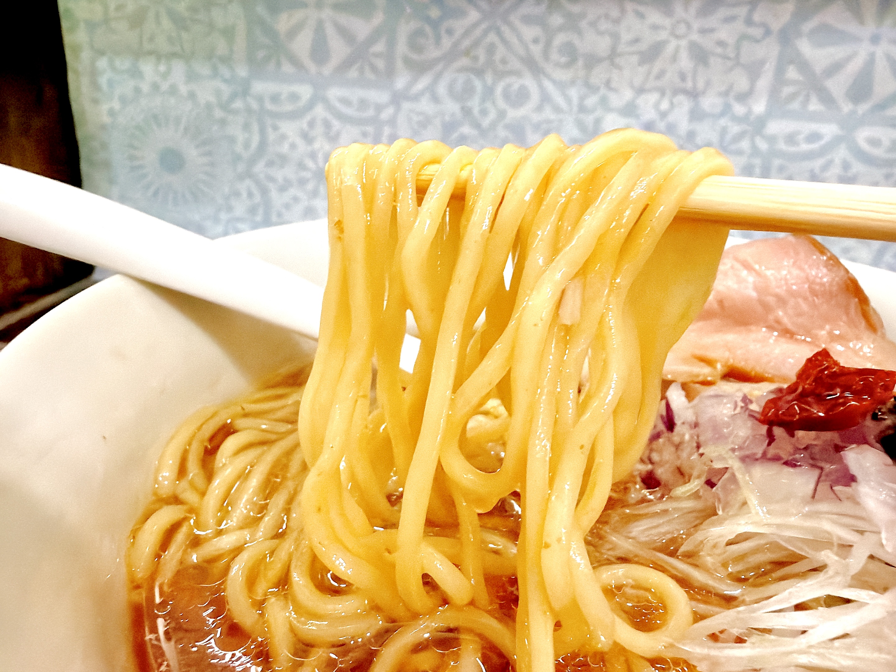 中細ストレート麺