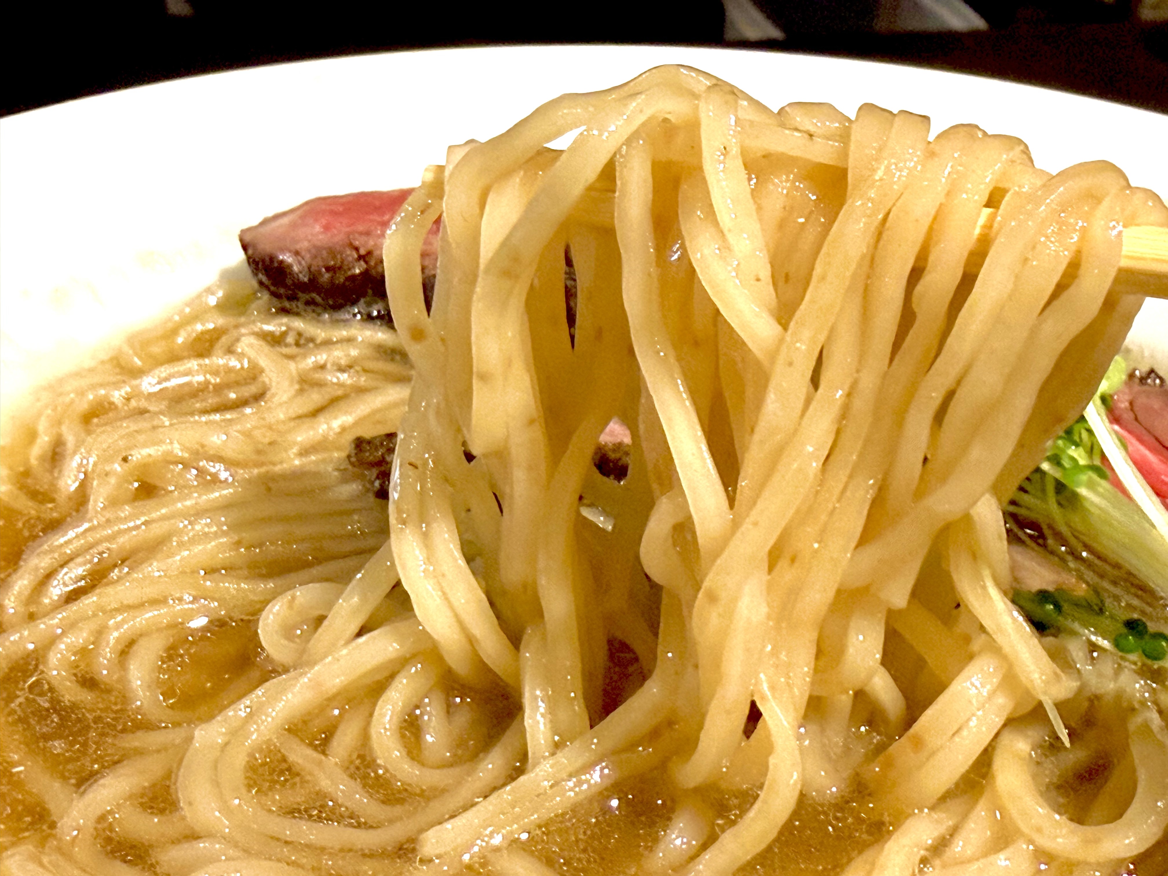 全粒粉入り中細麺