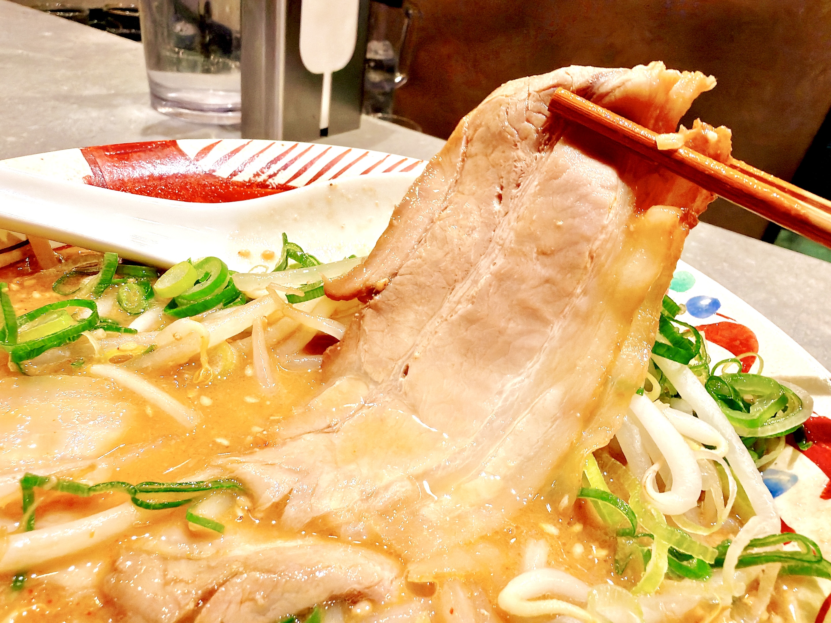 薄切りチャーシュー