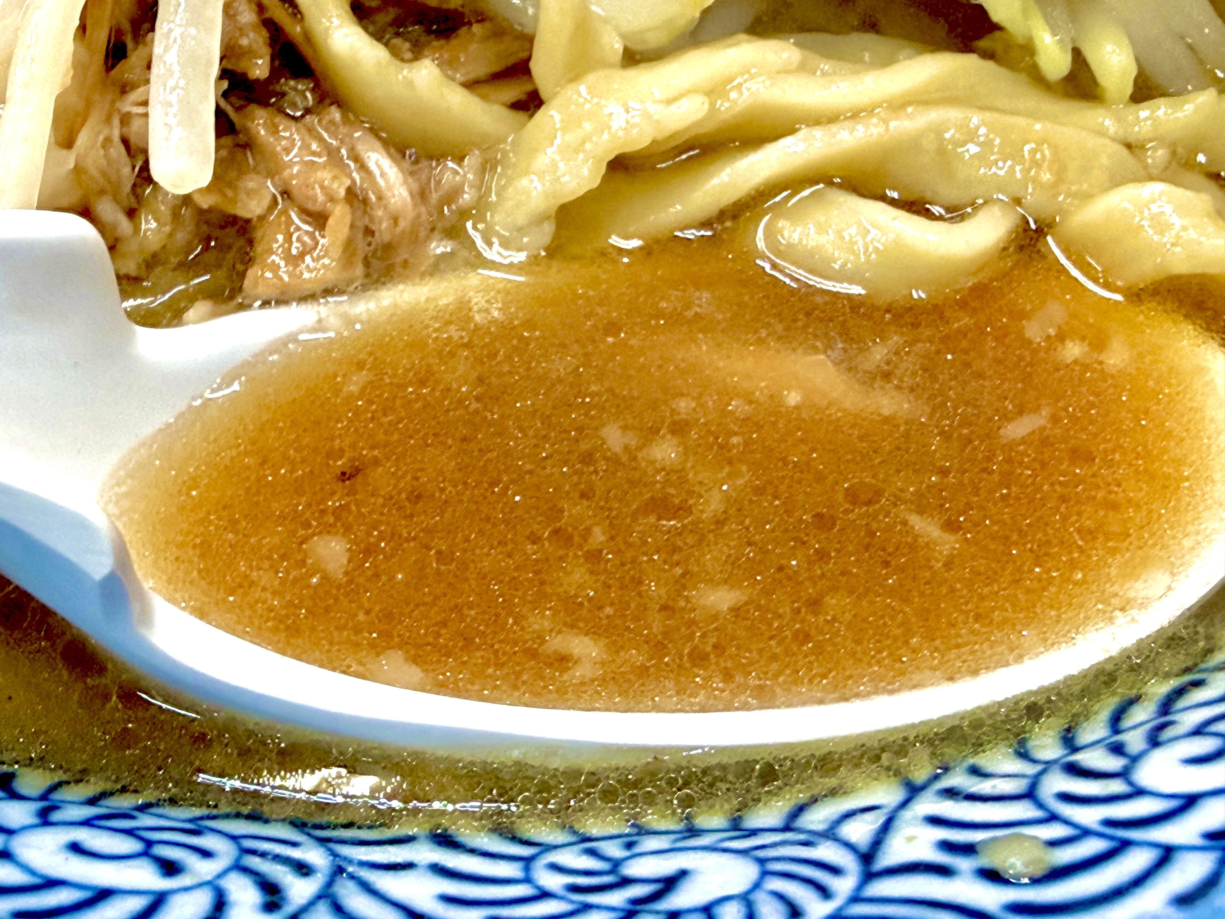 旨みしっかり豚スープ