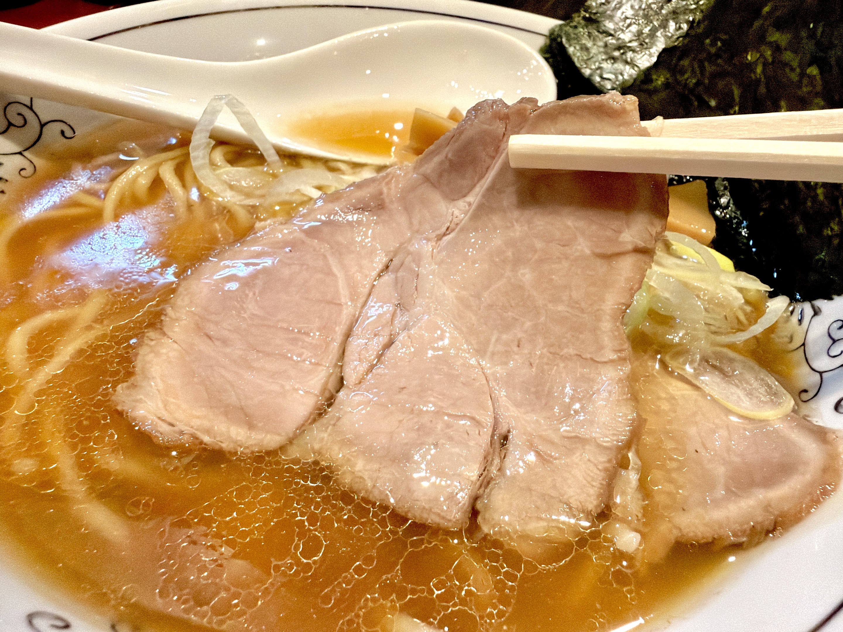 薄切りチャーシュー