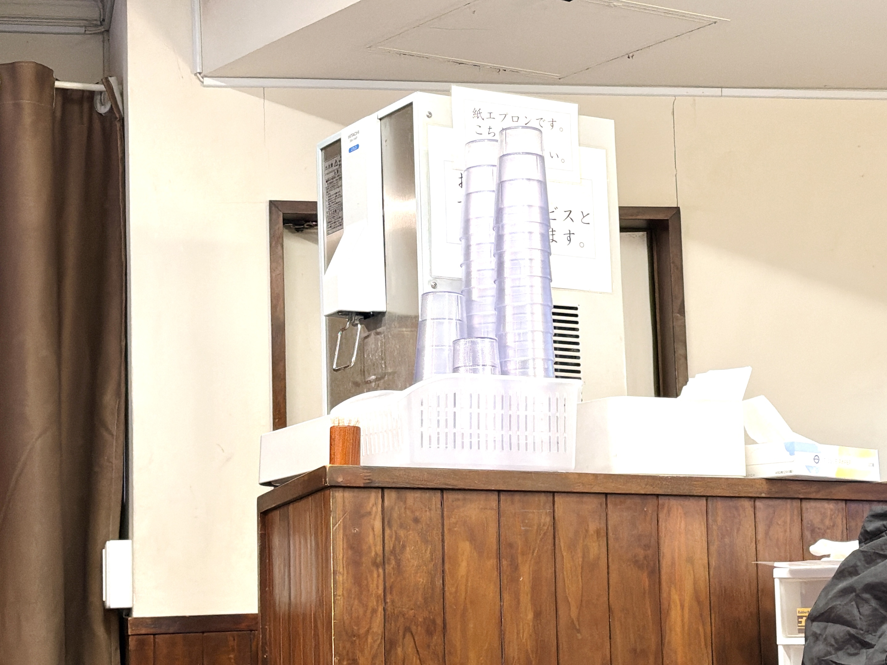 水はセルフサービス