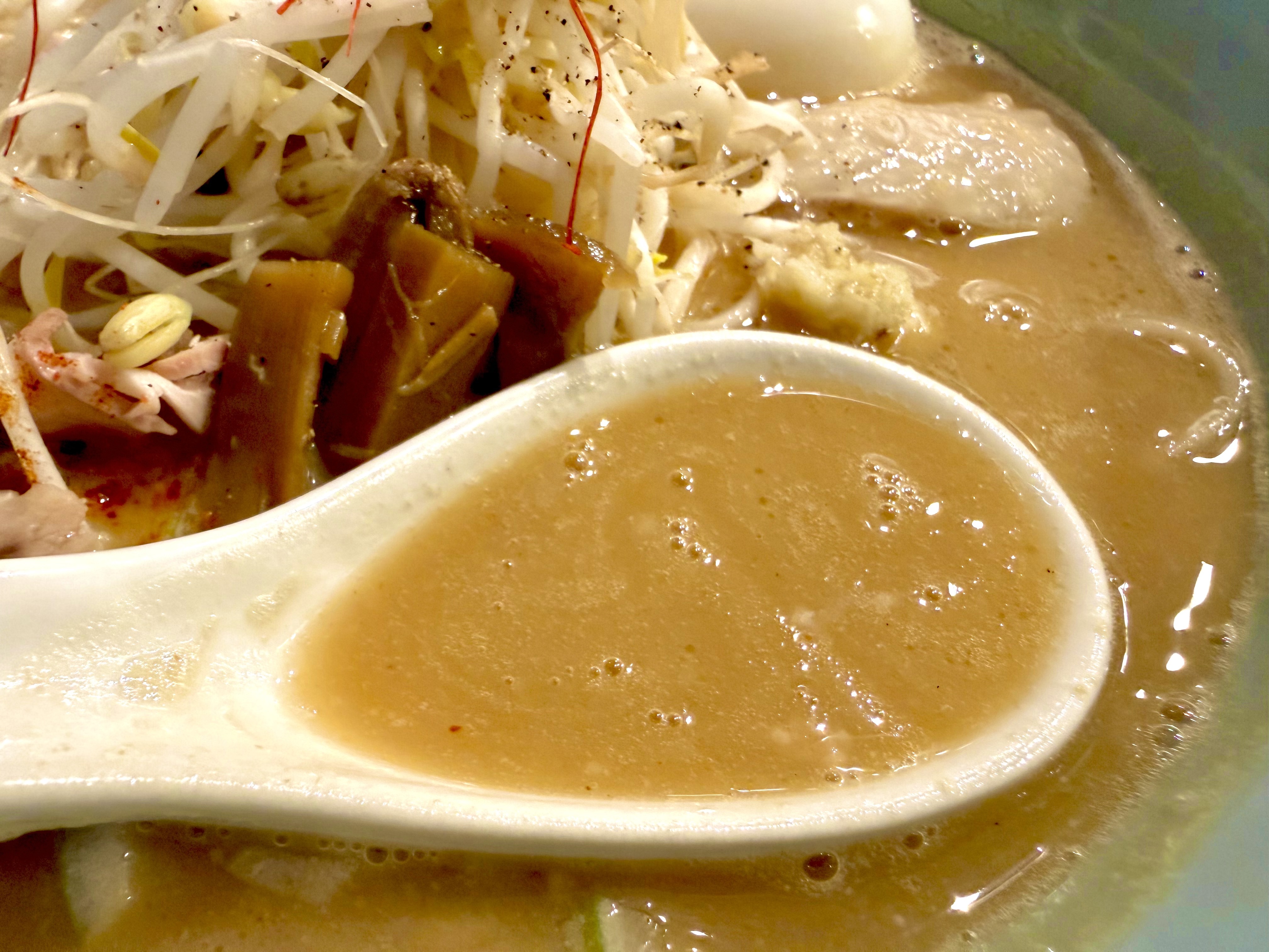 滑らかで引っ掛かりのないスープ