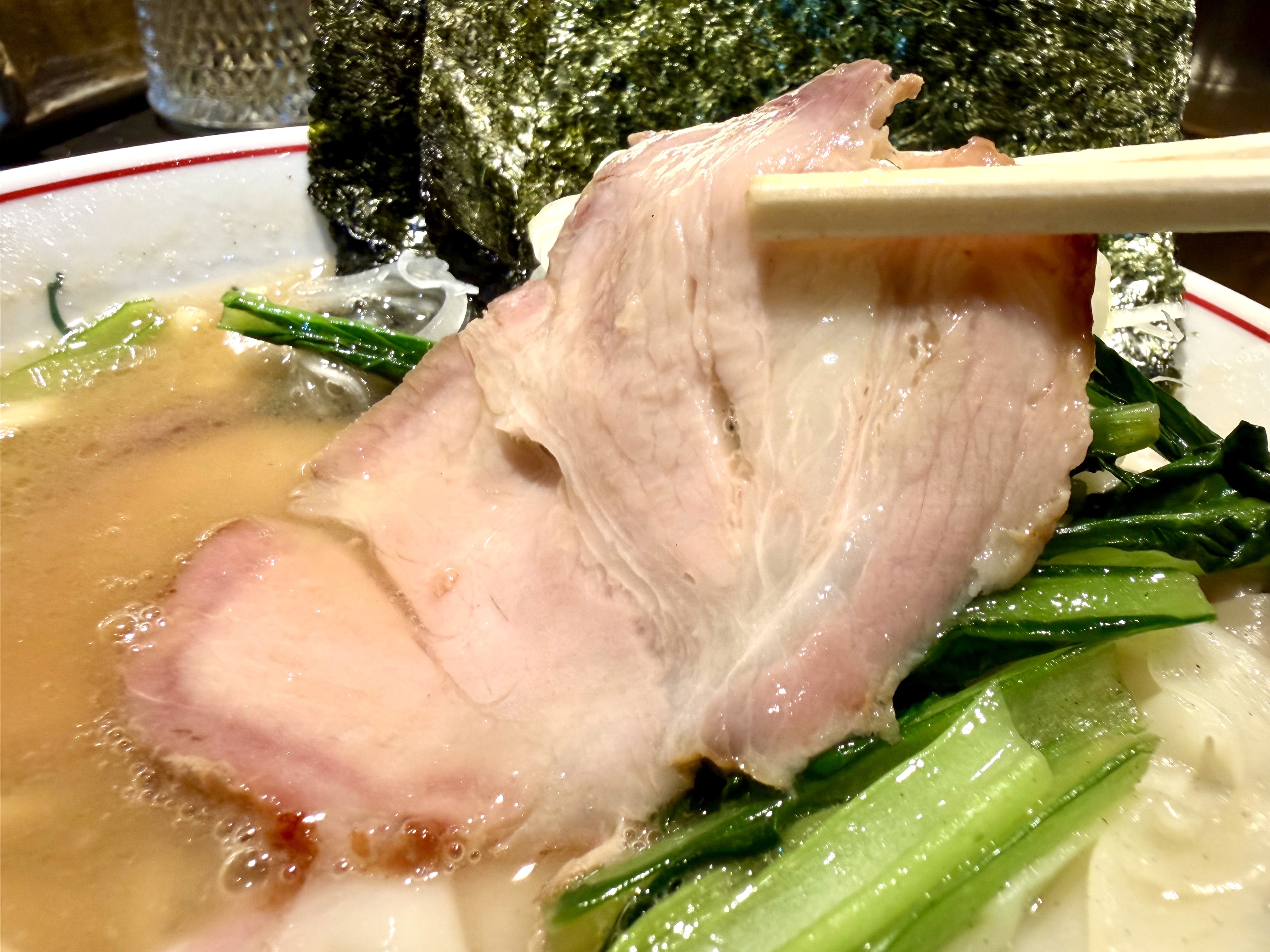 薄切りチャーシュー