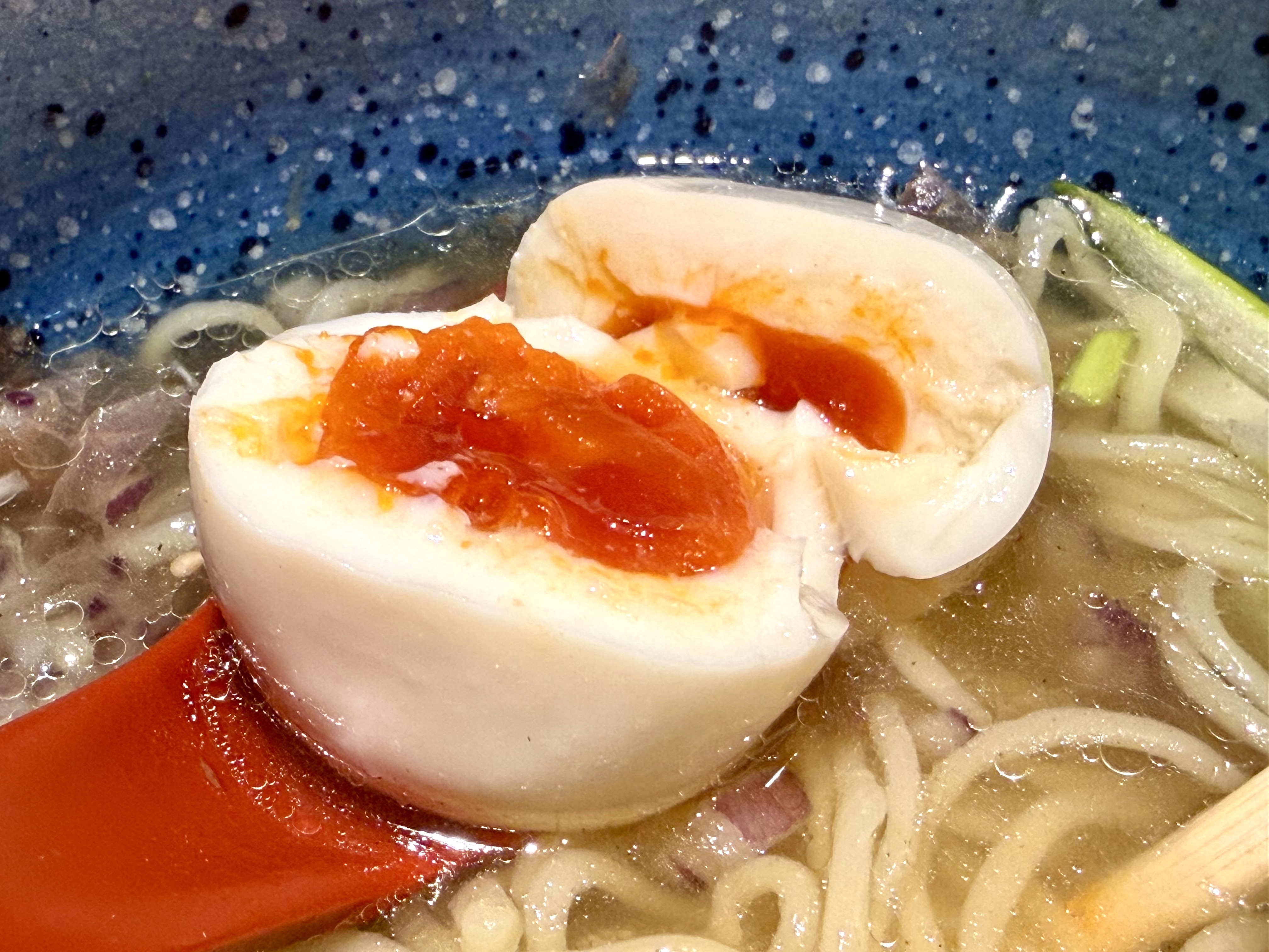 濃厚な黄身の味玉