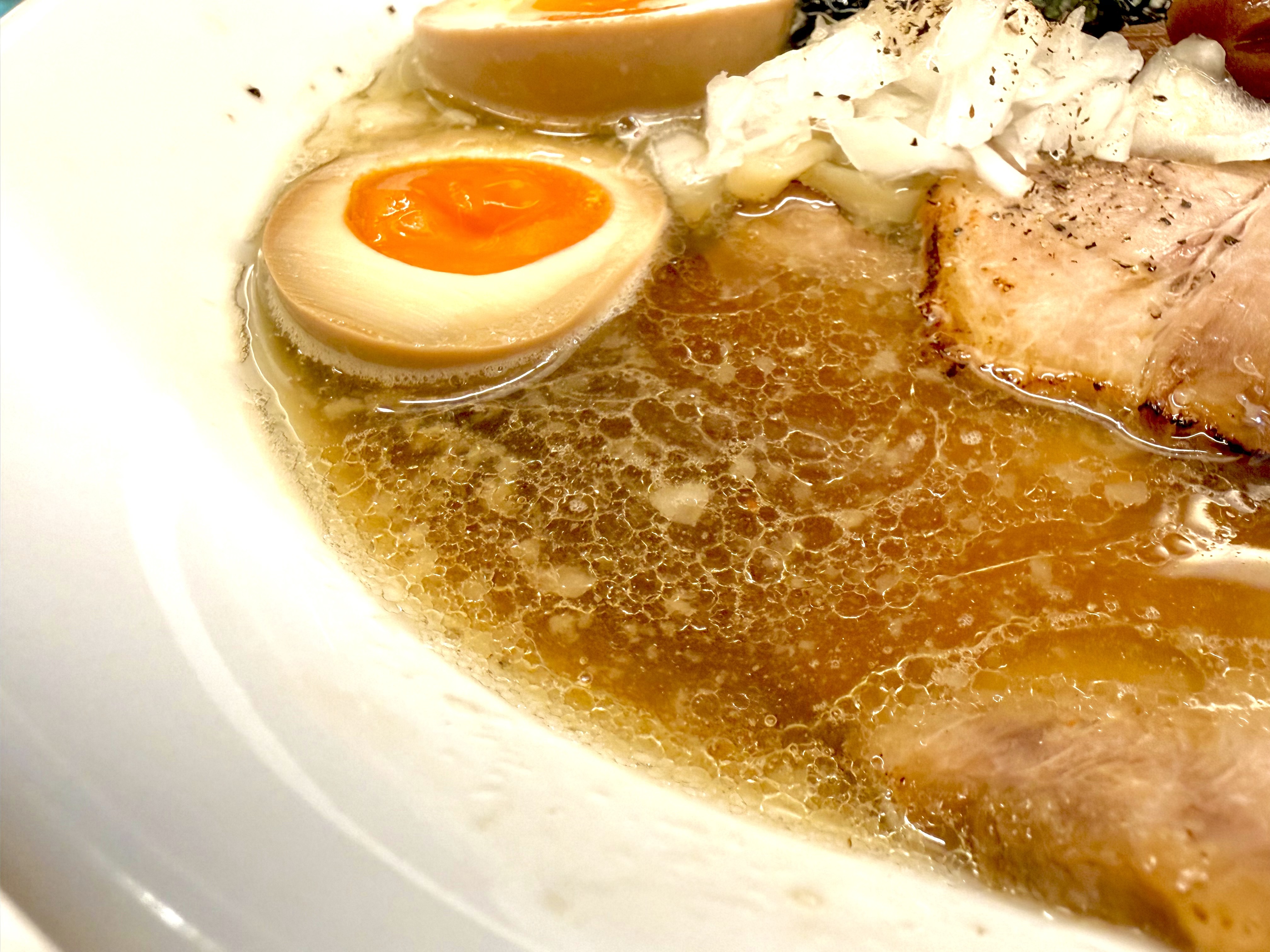 煮干し香るスープ