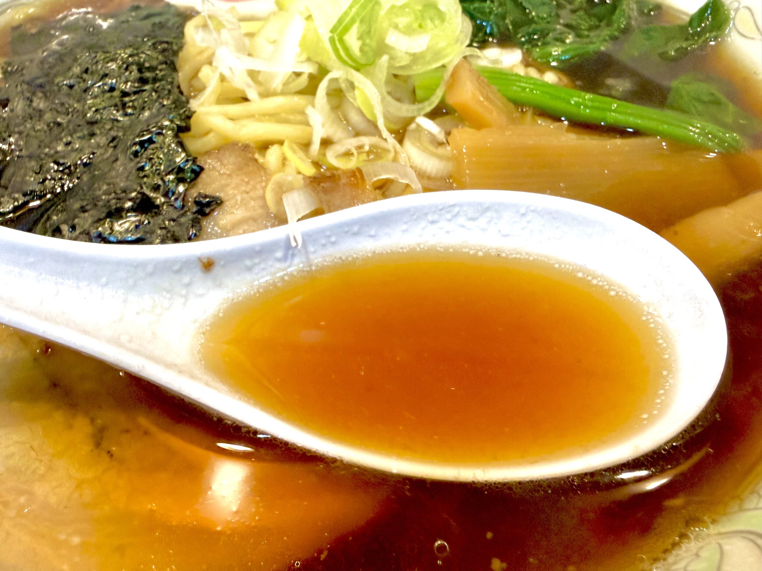 醤油効いたスープ