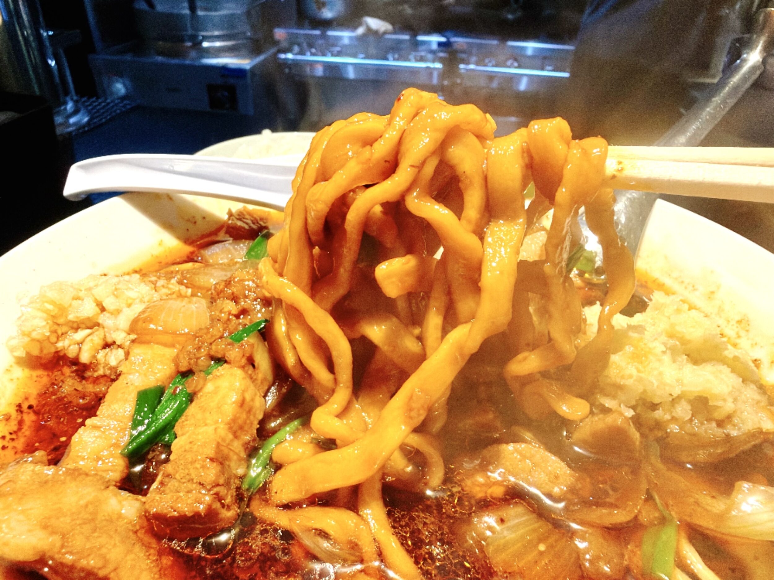 ワシワシ麺リフト