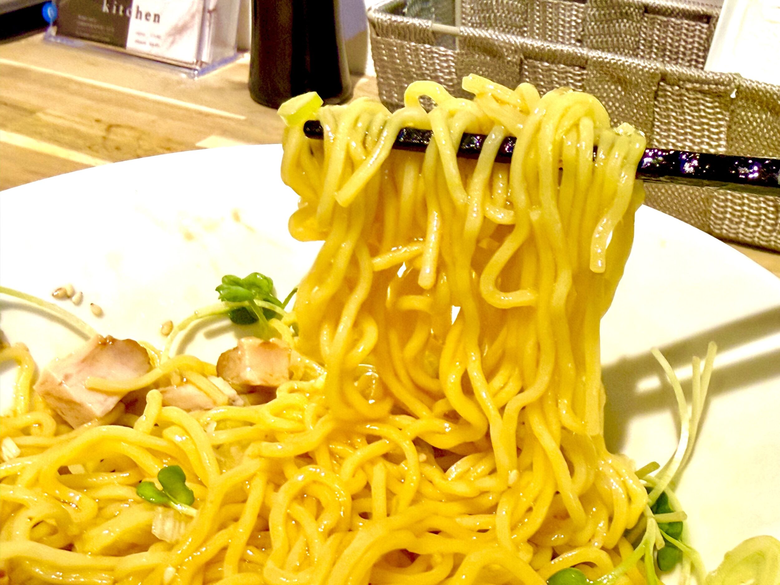 中細の麺