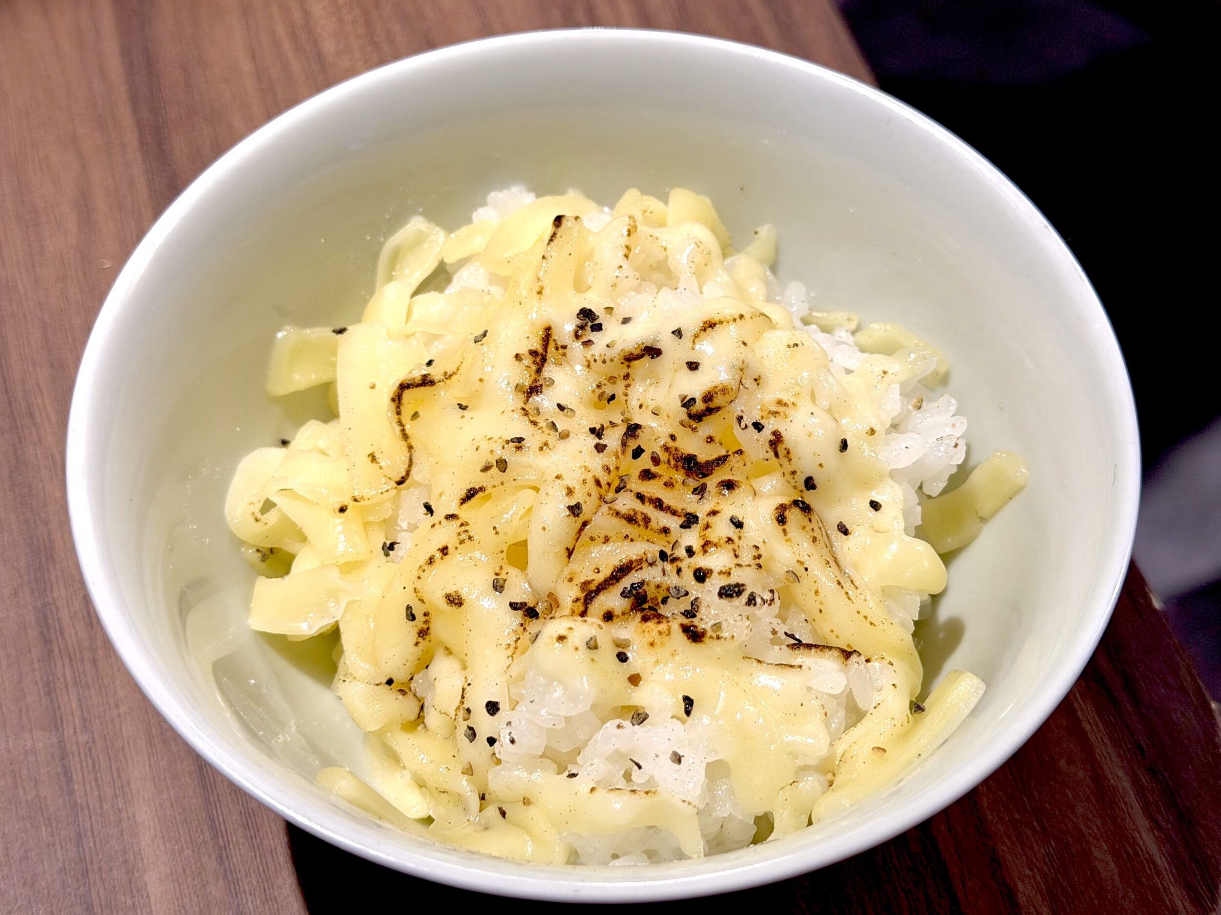 炙りチーズ追い飯